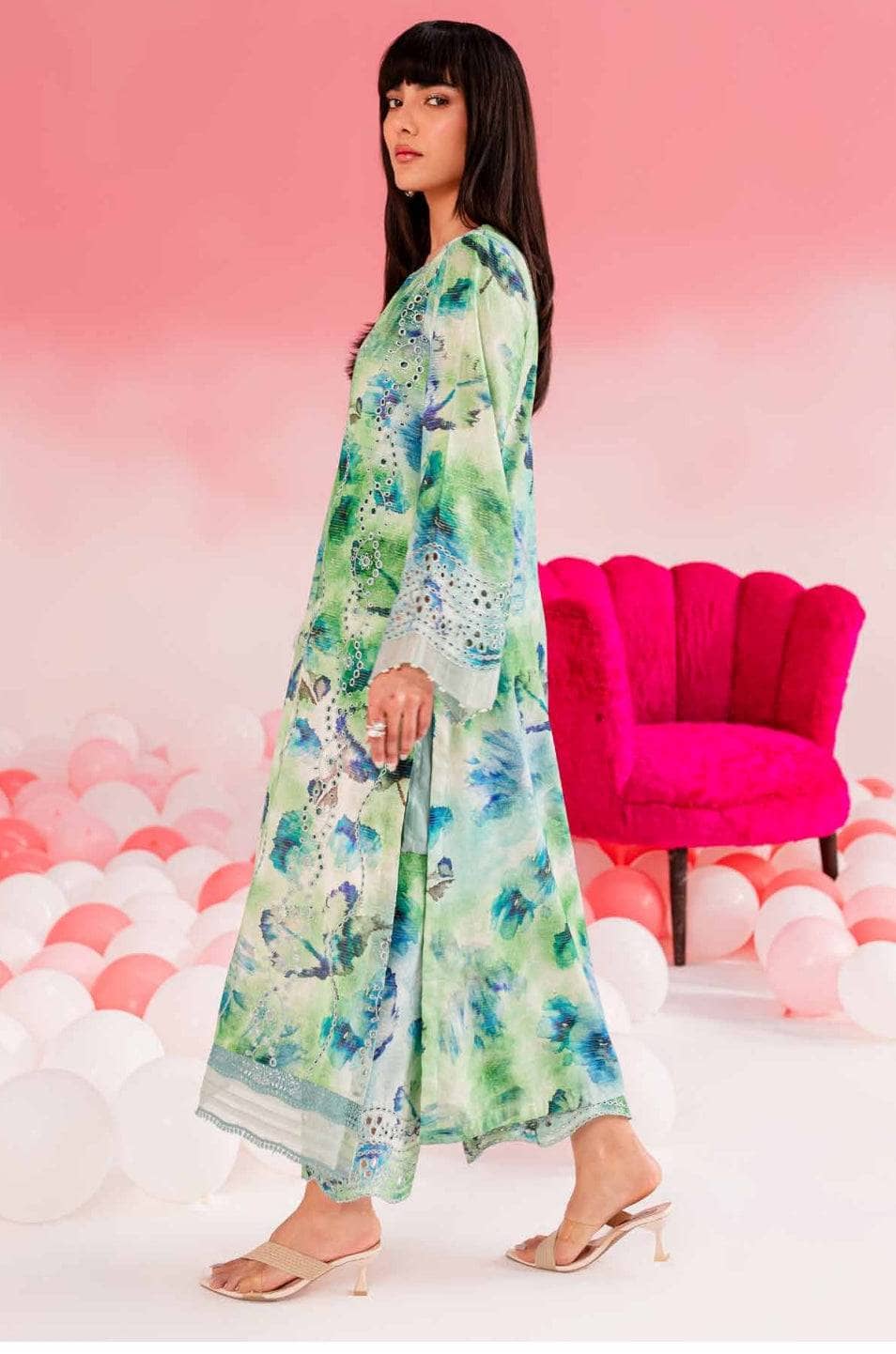 img_nureh_ballerina_24_awwal_boutique