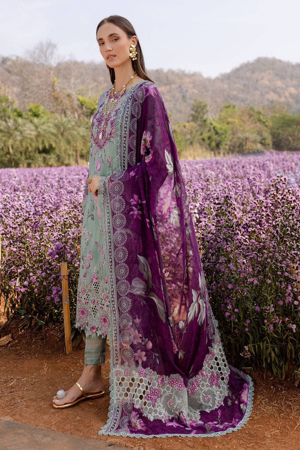 Restocked/Nureh Bloom Lawn/02