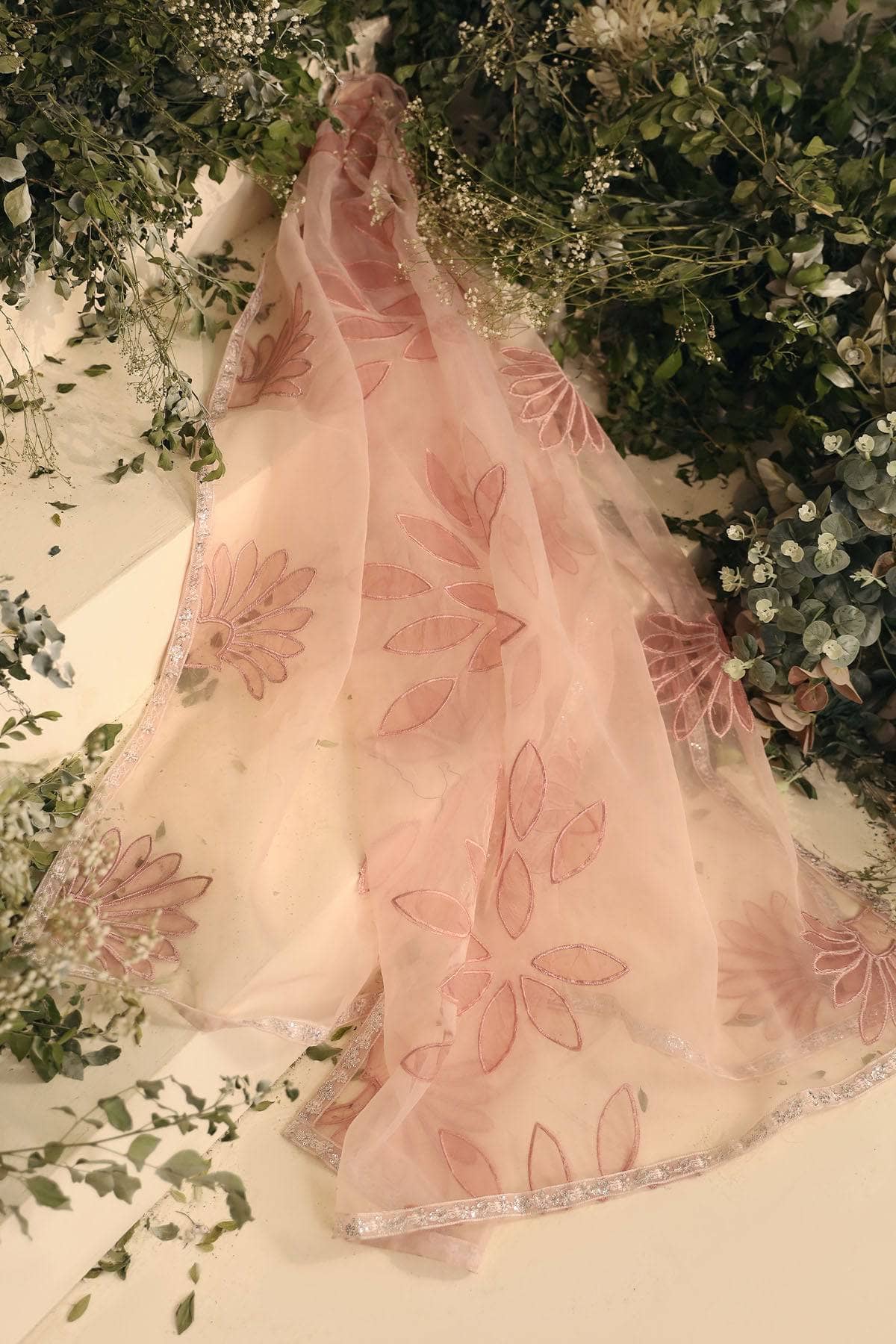 img_nureh_amaya_luxury_lawn_awwal_boutique