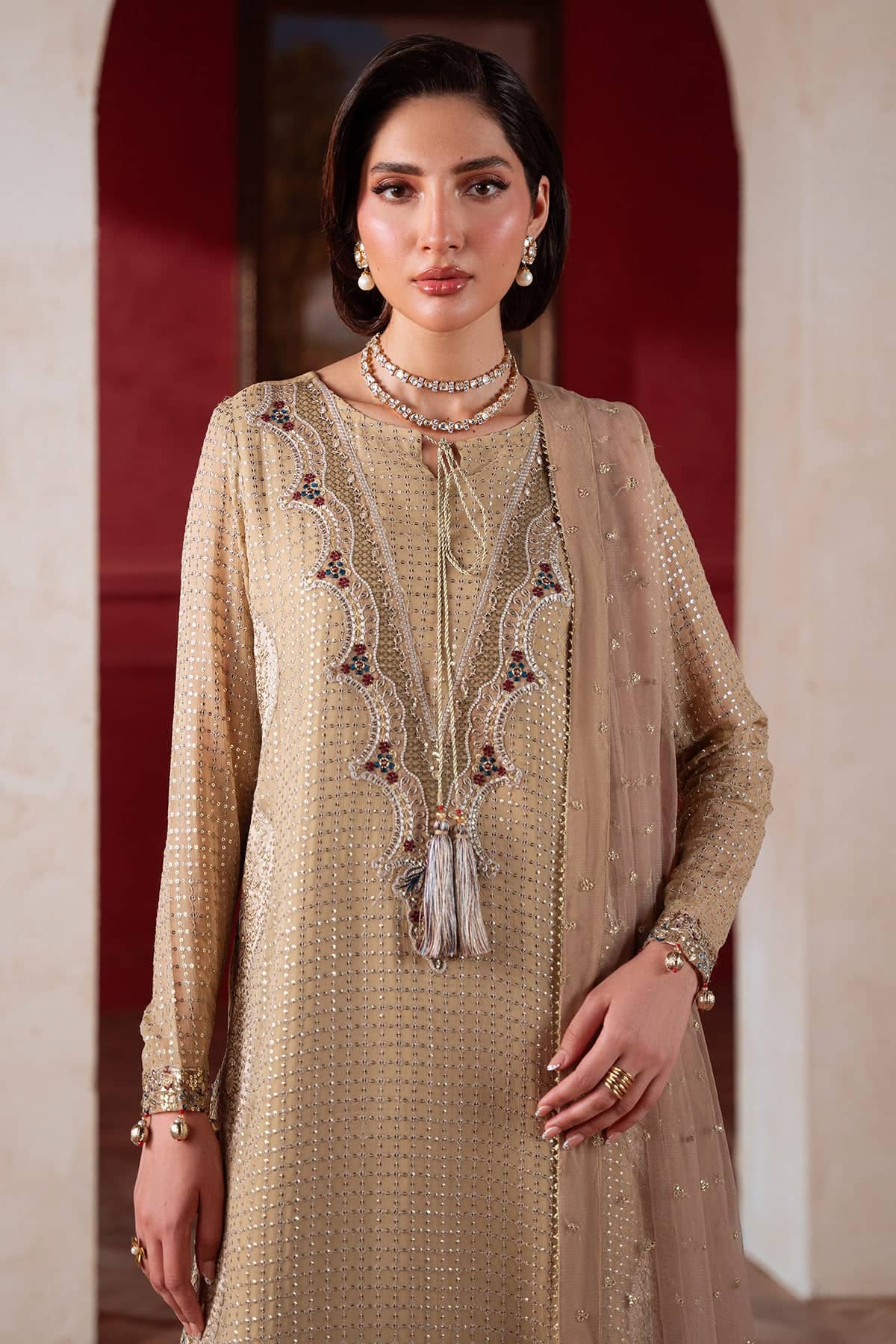 img_nureh_amaya_formals_awwal_boutique