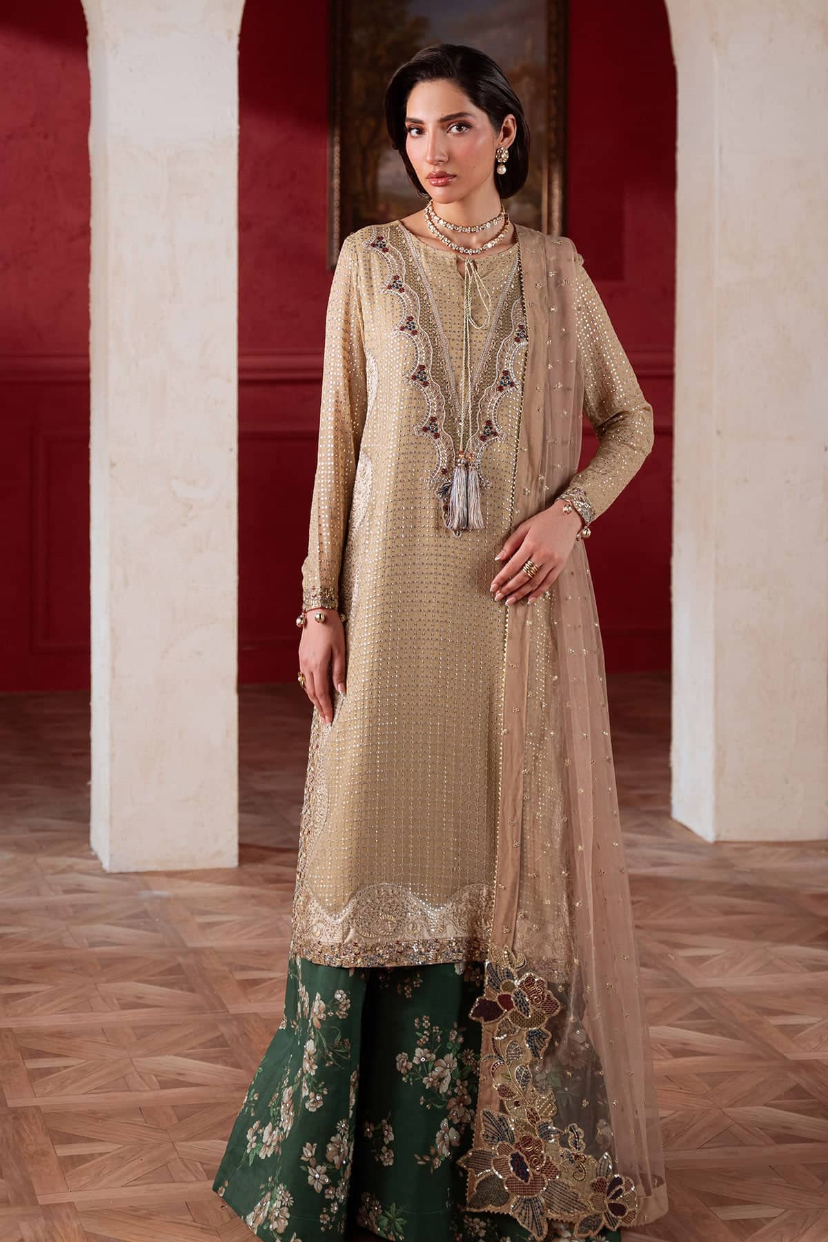 img_nureh_amaya_formals_awwal_boutique