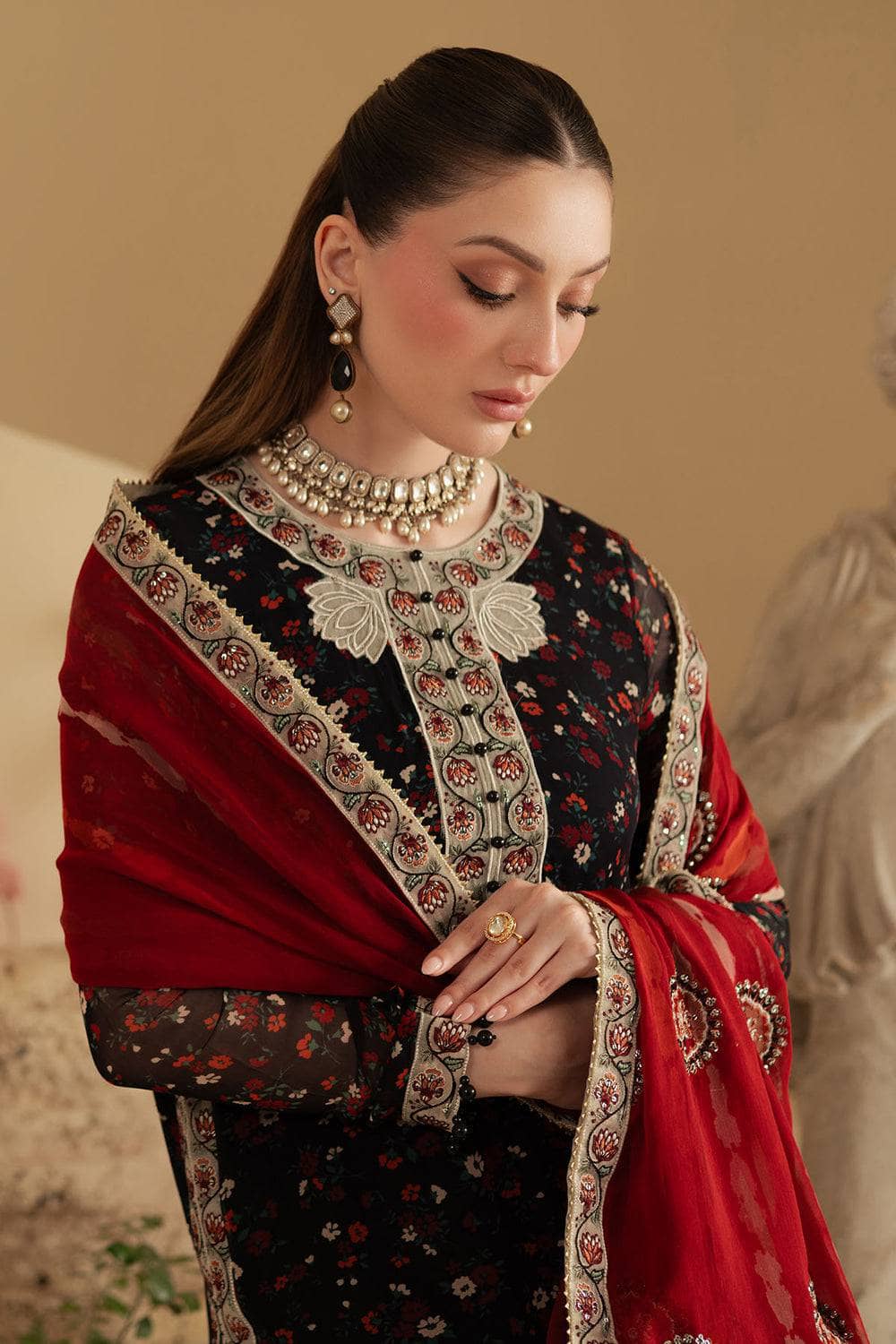 img_nureh_amaya_luxury_formals_awwal_boutique