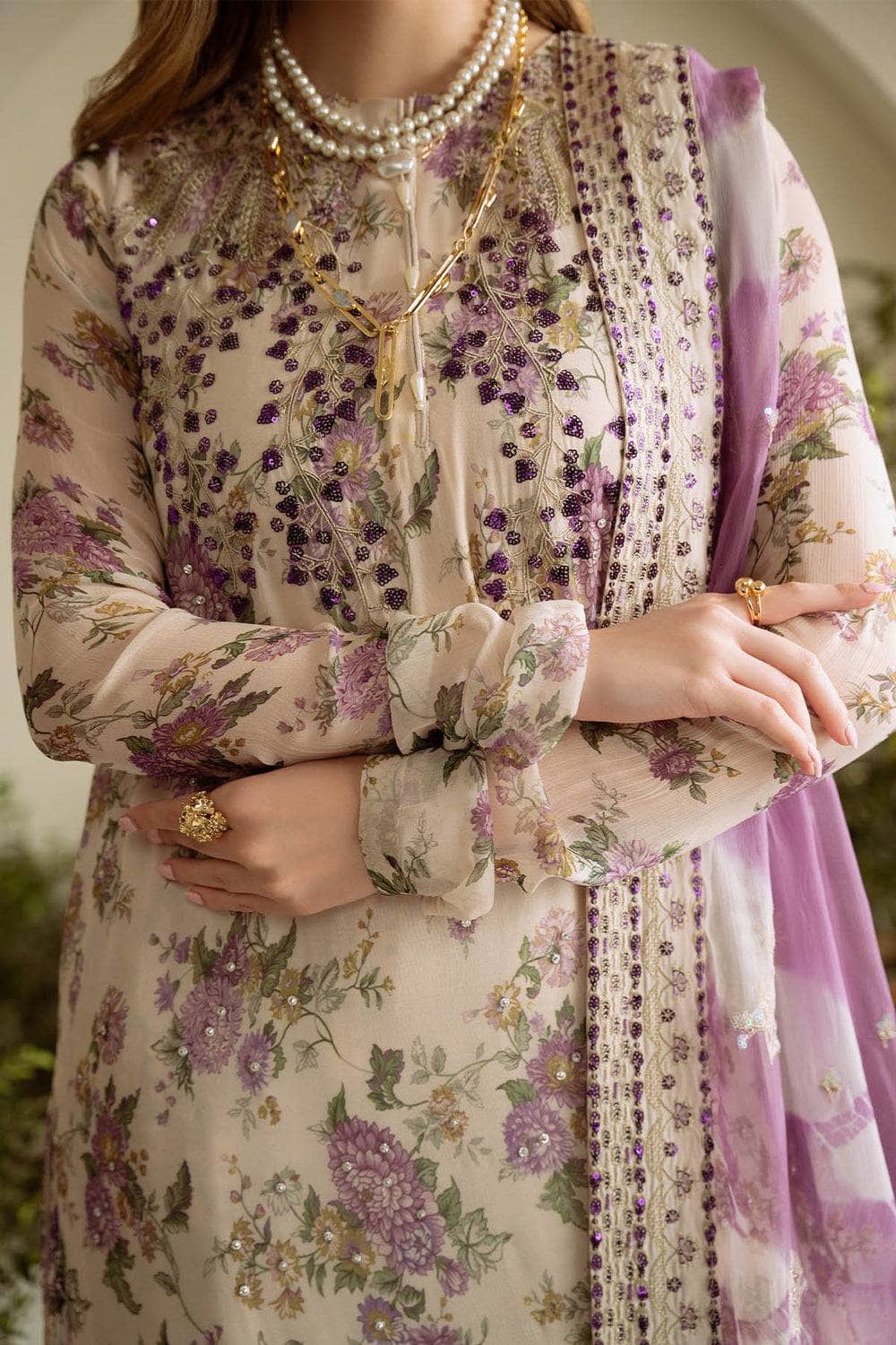 imgnureh_amaya_luxury_formals_awwal_boutique