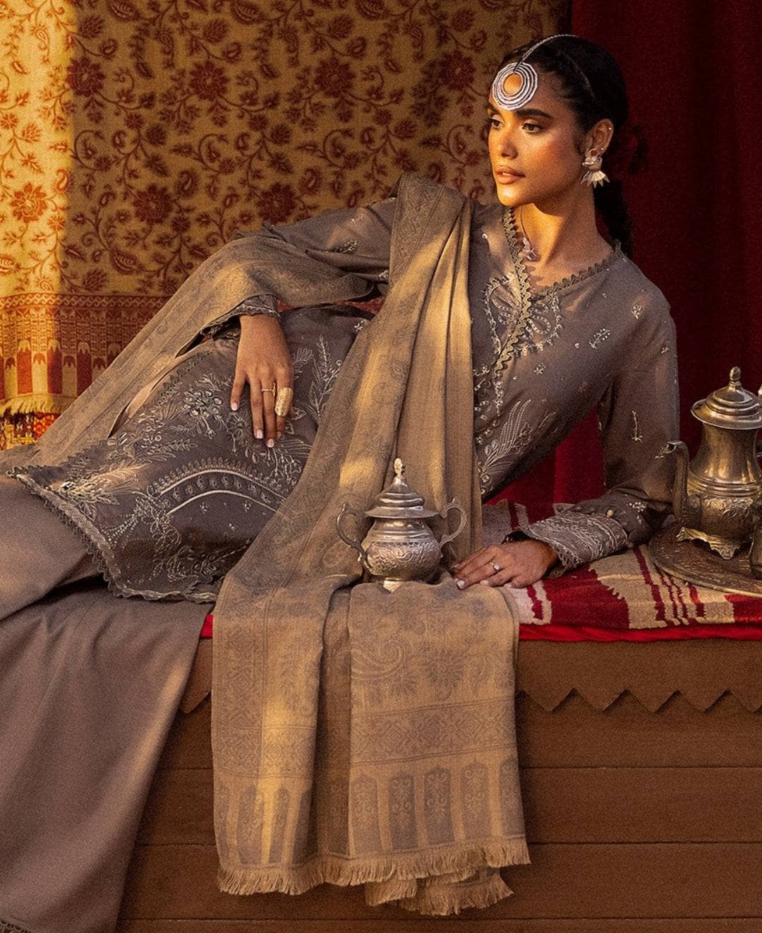 img_nureh_exclusive_shawl_collection_awwal_boutique