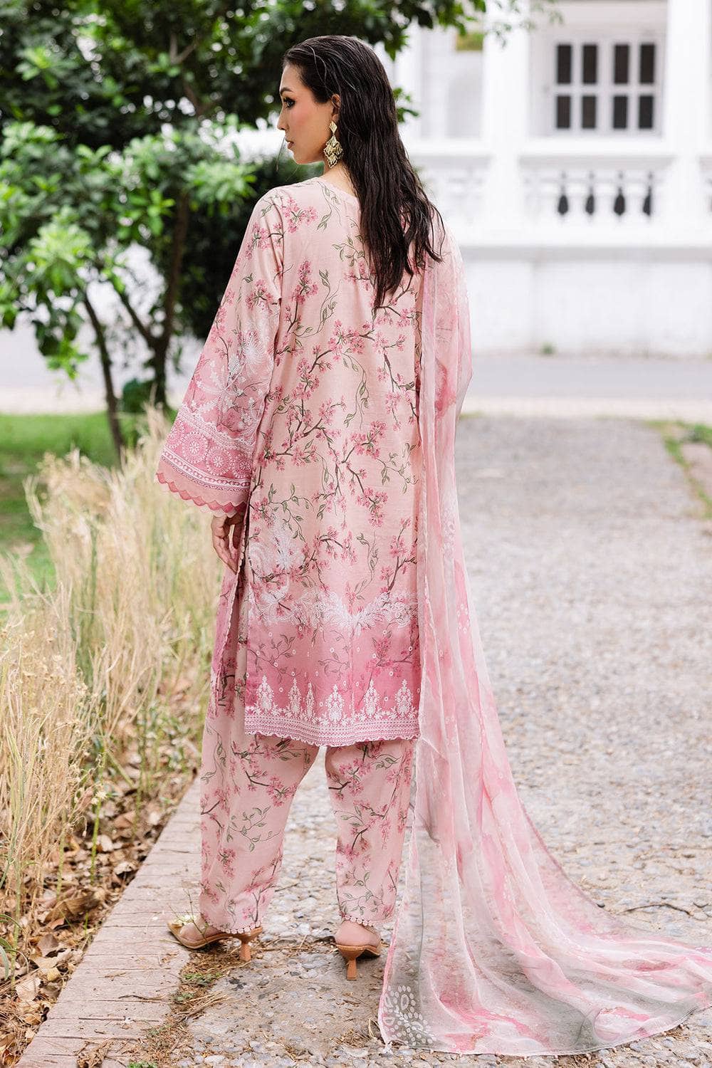 Nureh Lawn Pakistani Suit Nureh Daily Delight Chikankari Lace Collection/01