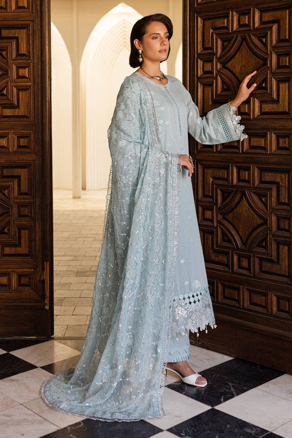 img_nureh_summer_jacquard_exclusive_lawn_awwal_boutique