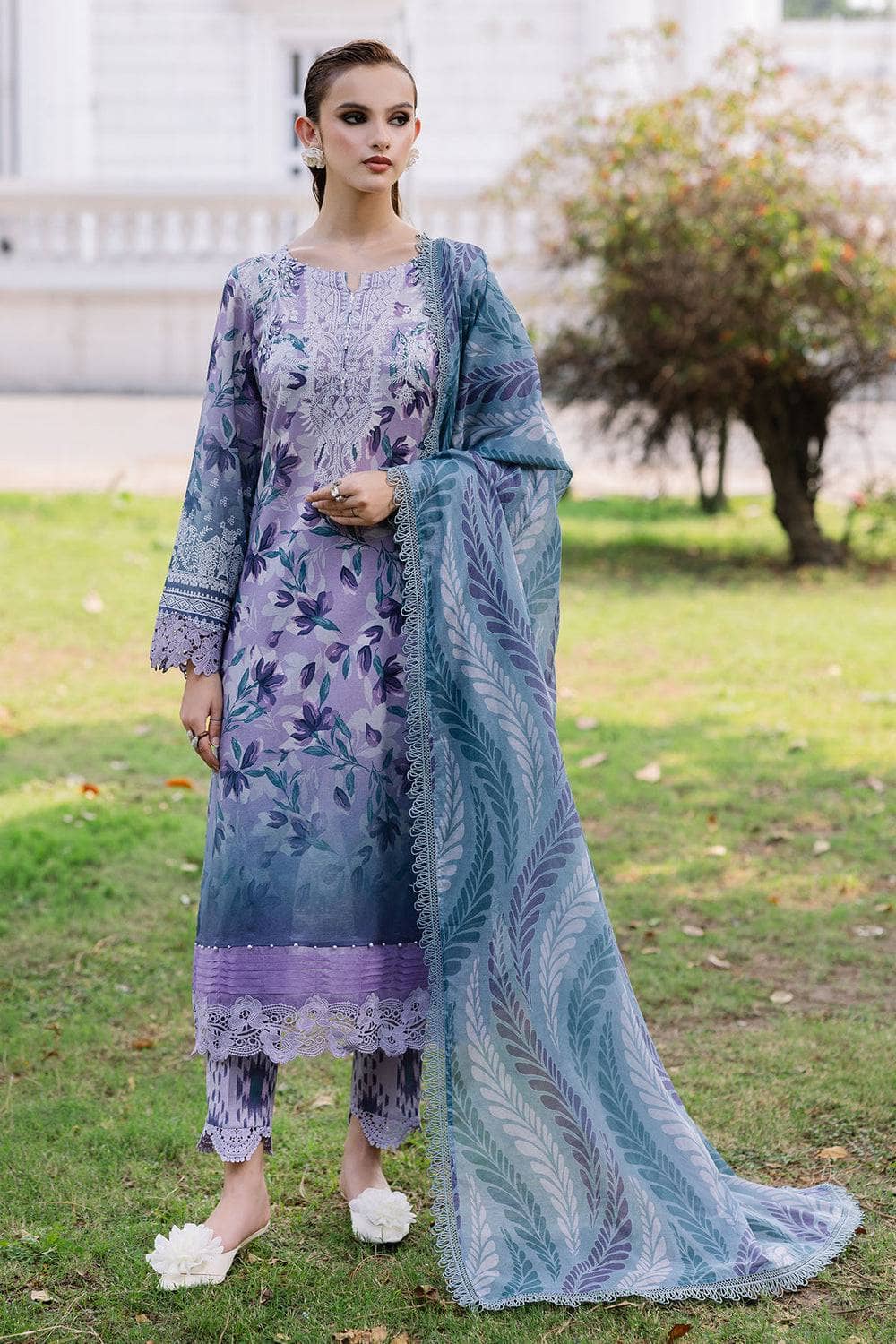 Nureh Lawn Pakistani Suit Restocked/Nureh Daily Delight Chikankari Lace Collection/02