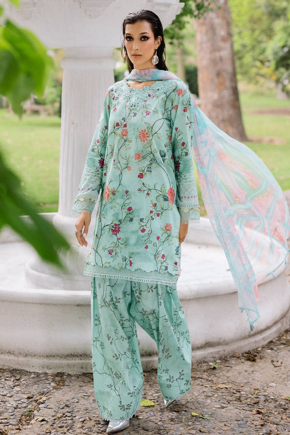 Nureh Lawn Pakistani Suit Restocked/Nureh Daily Delight Chikankari Lace Collection/03