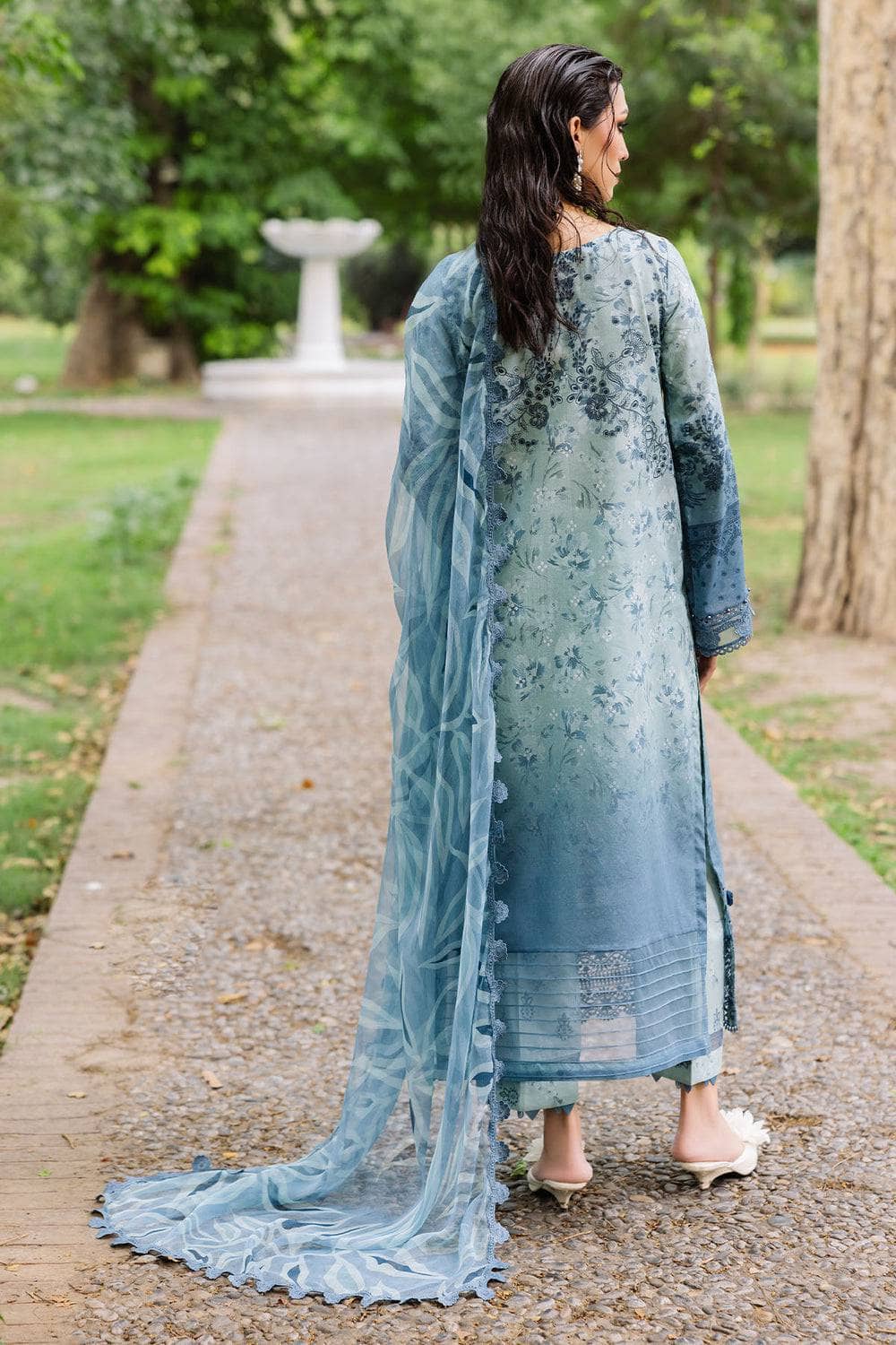 img_nureh_daily_delight_lawn_awwal_boutique
