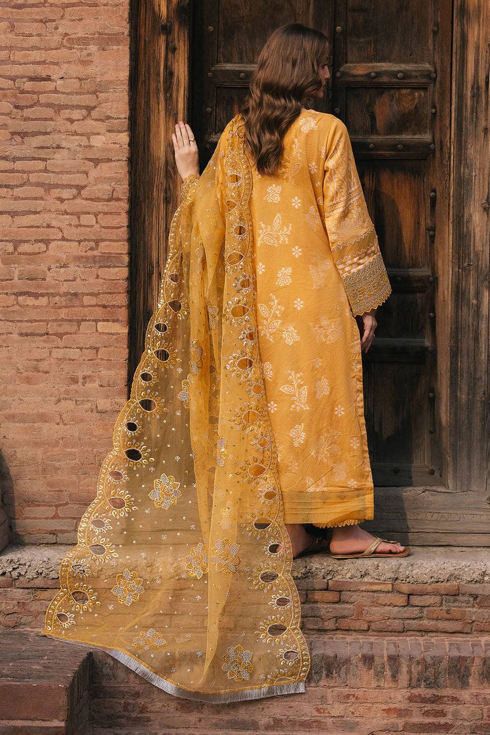 img_nureh_maya_jacquard_awwal_biutique