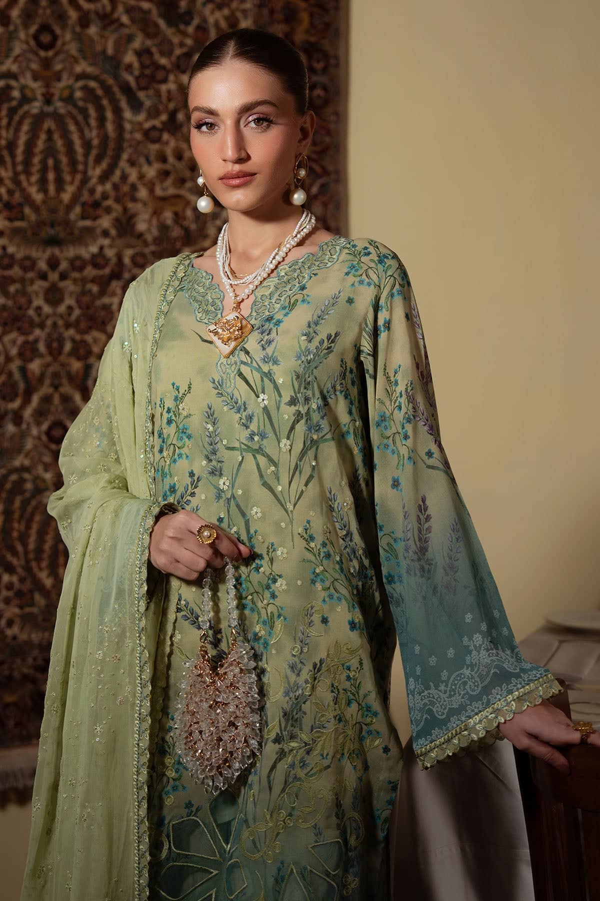 Nureh Maya Swiss Lawn 26/NS 161/Embroideried Chiffon Dupatta