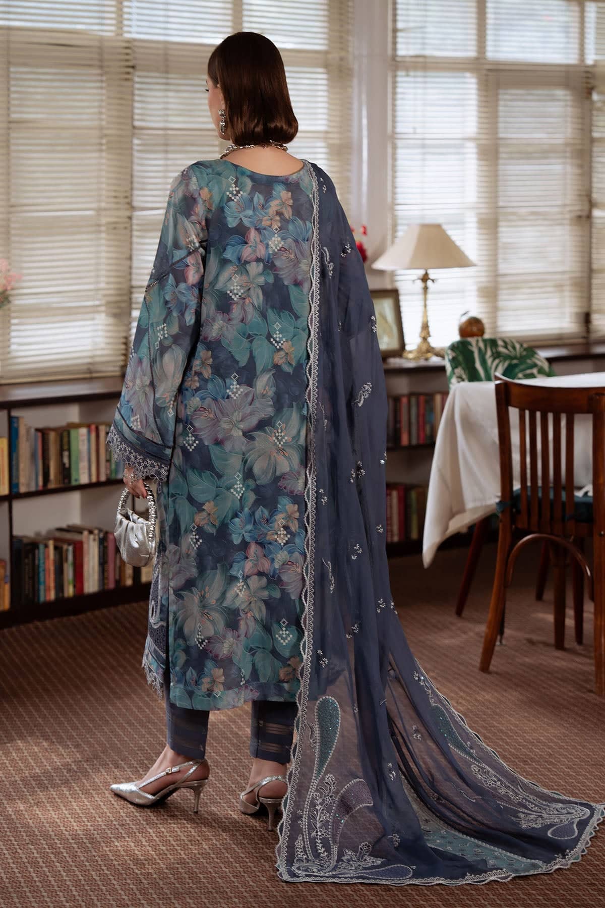 Nureh Maya Swiss Lawn 26/NS 162/Embroideried Chiffon Dupatta