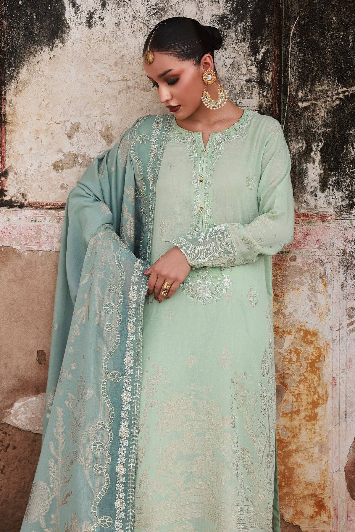 img_nureh_maya_jacquard_awwal_boutique