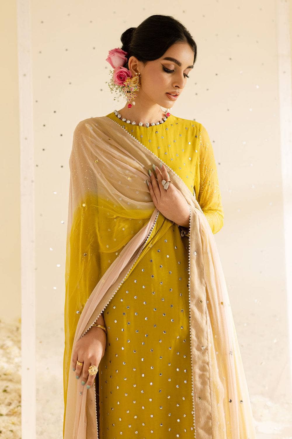 img_nureh_mukeshkari_awwal_boutique