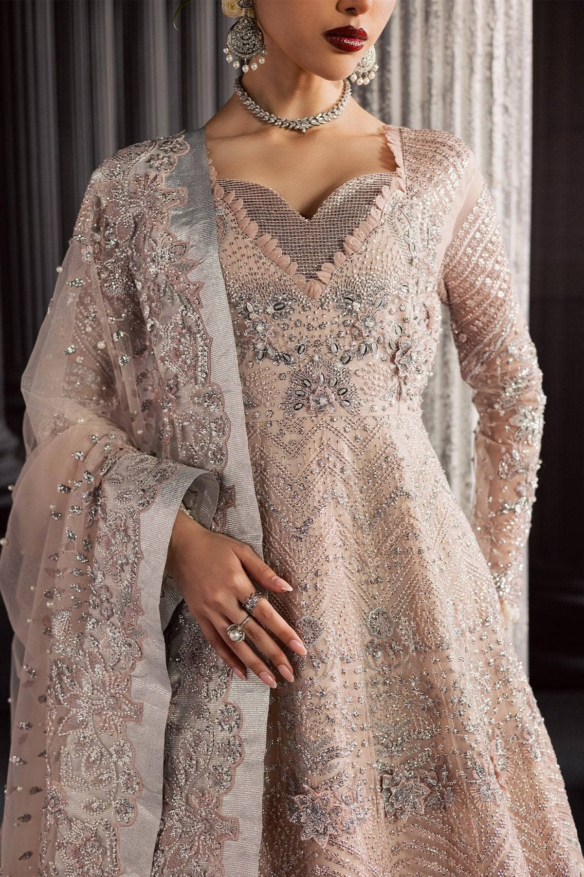 img_nureh_muse_luxury_formals_awwal_boutique