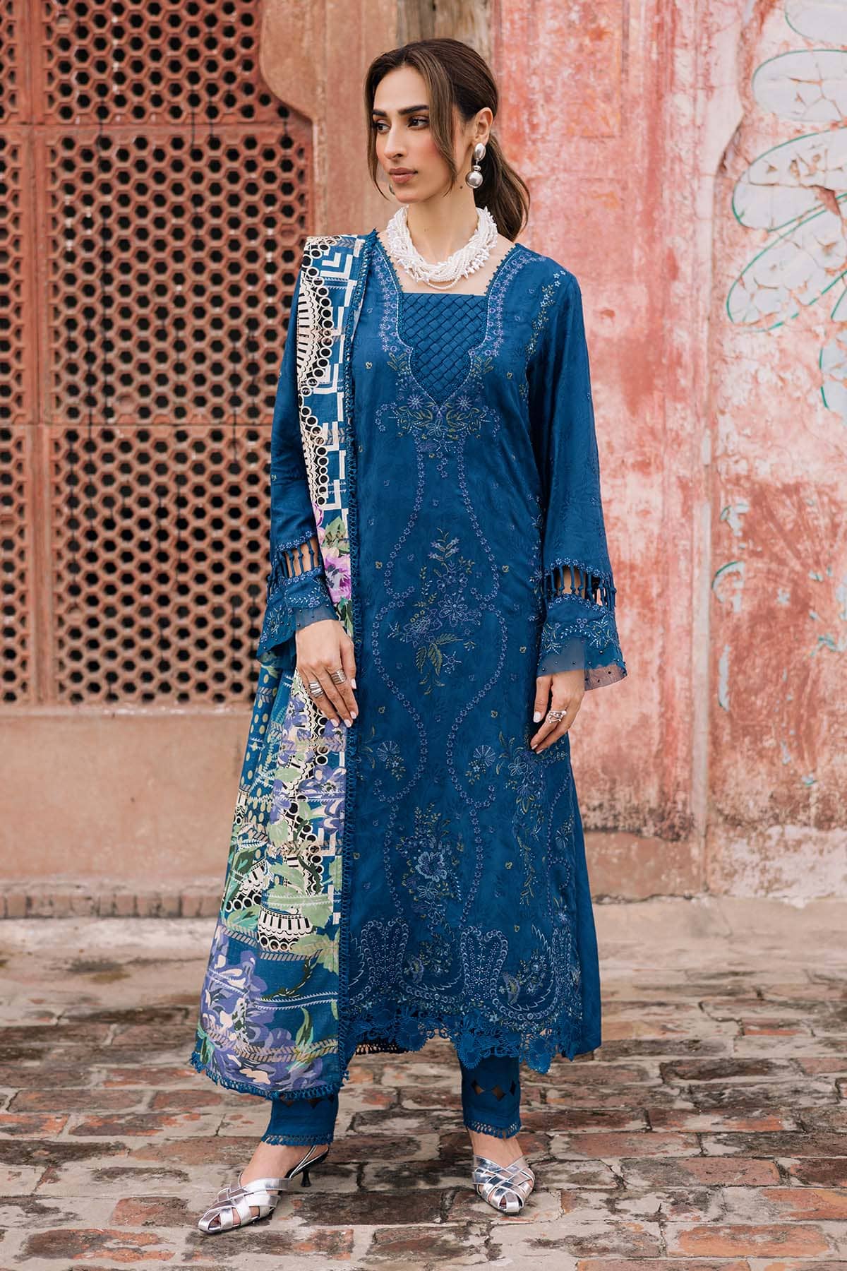 Nureh Maya Linen 25/NW 102