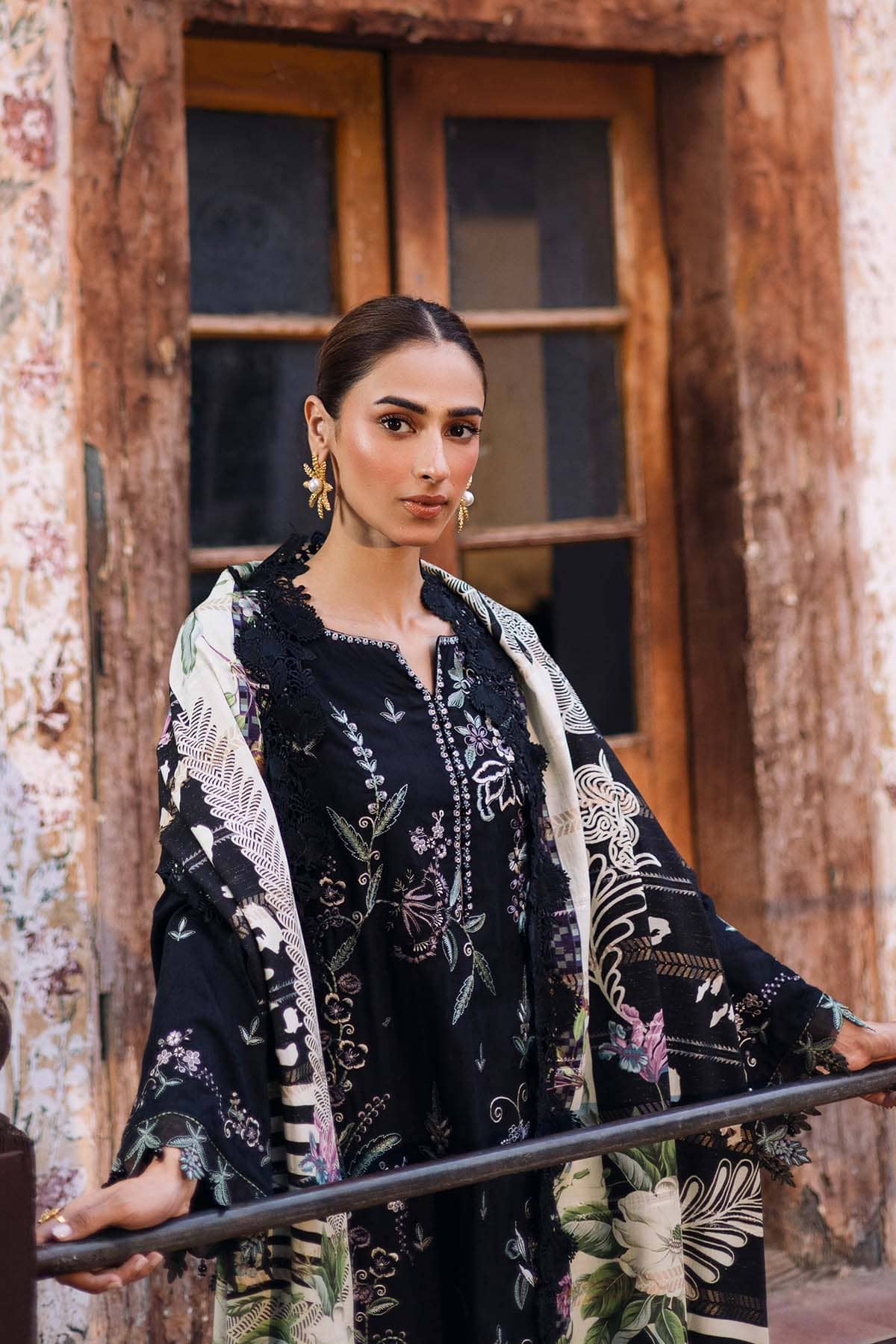 Nureh Maya Linen 25/NW 107