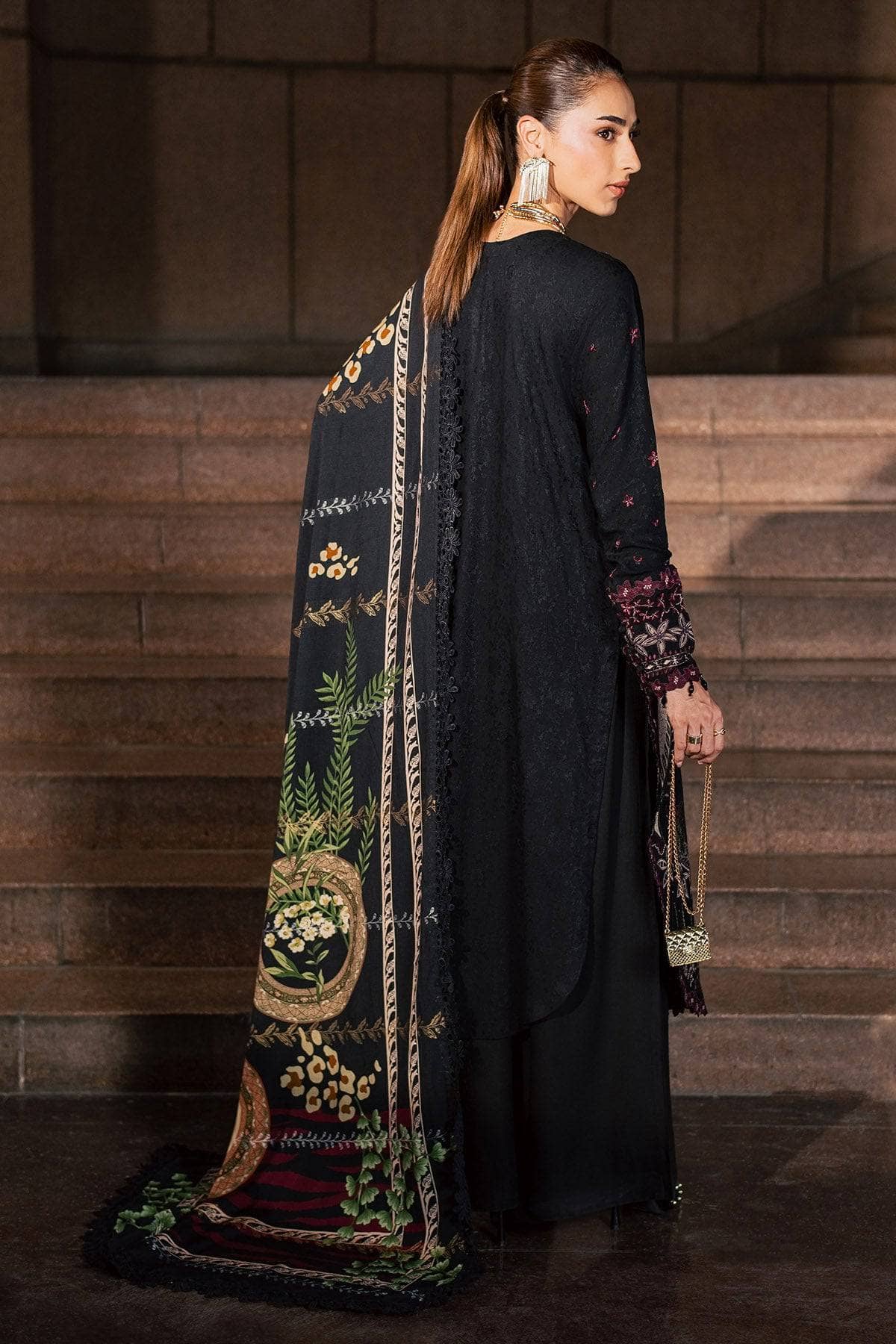 Nureh Maya Linen 26/NW 128