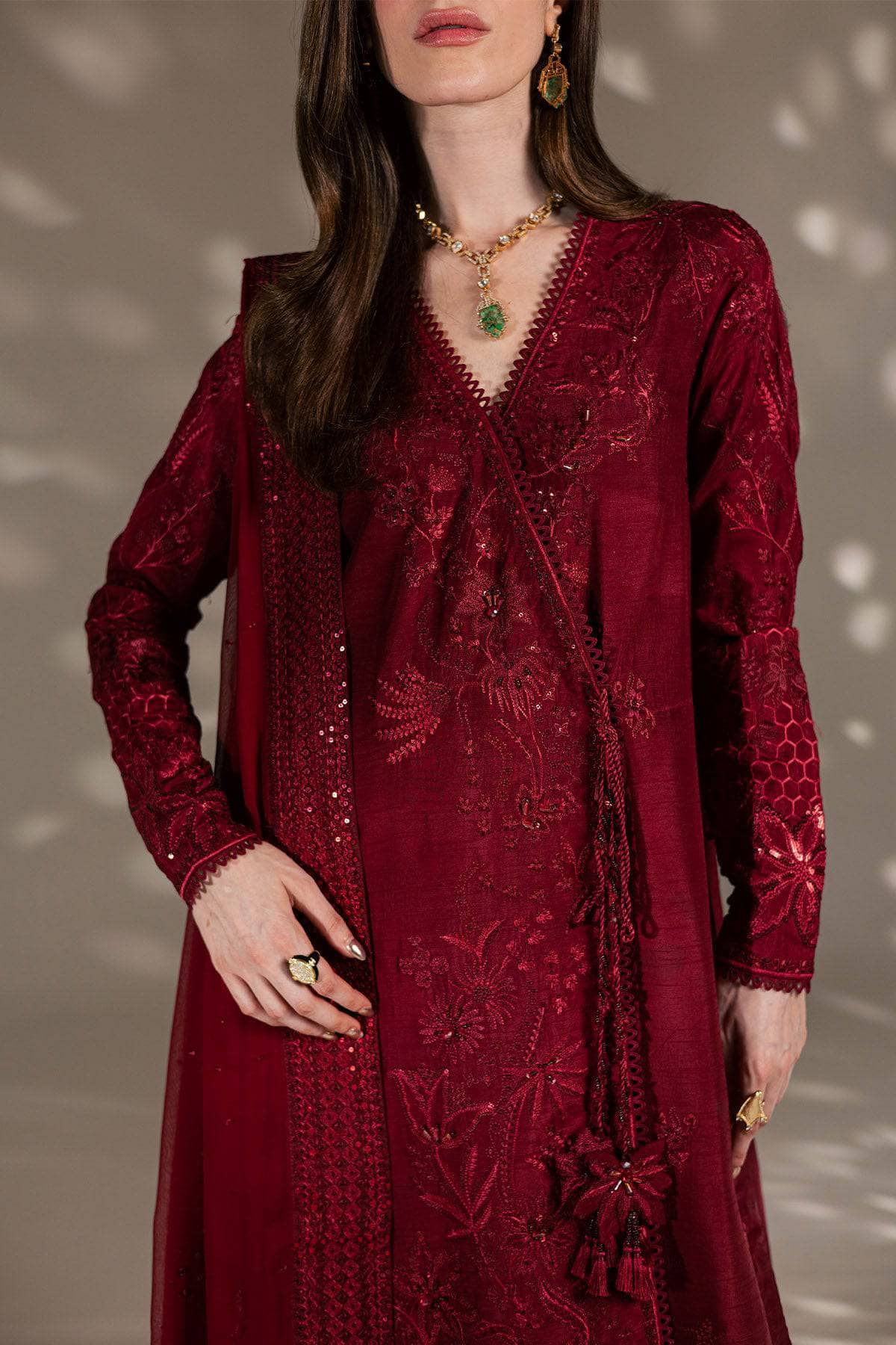 Nureh Silk 26/Premium Silk/Hand Embellished/S-32