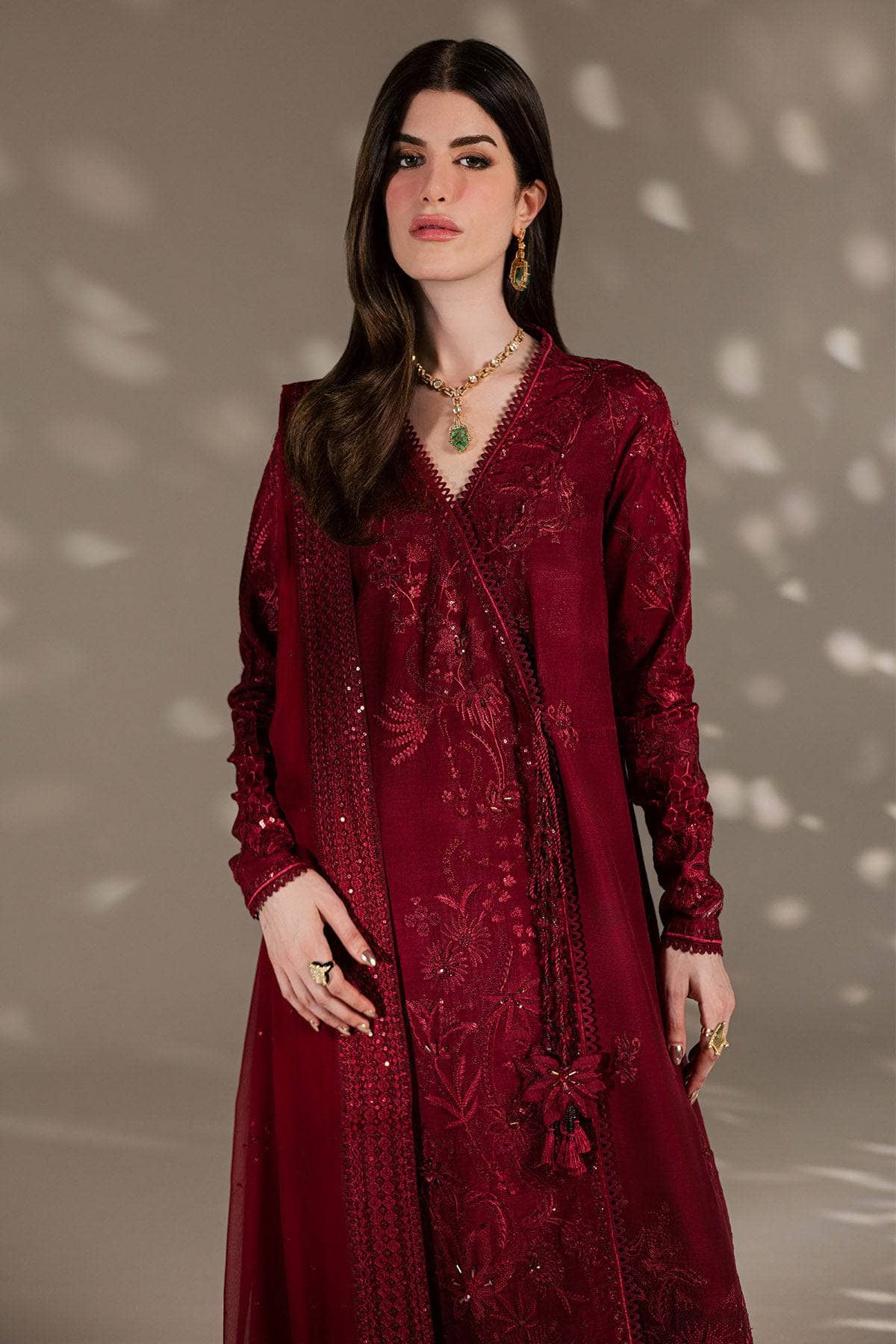 Nureh Silk 26/Premium Silk/Hand Embellished/S-32