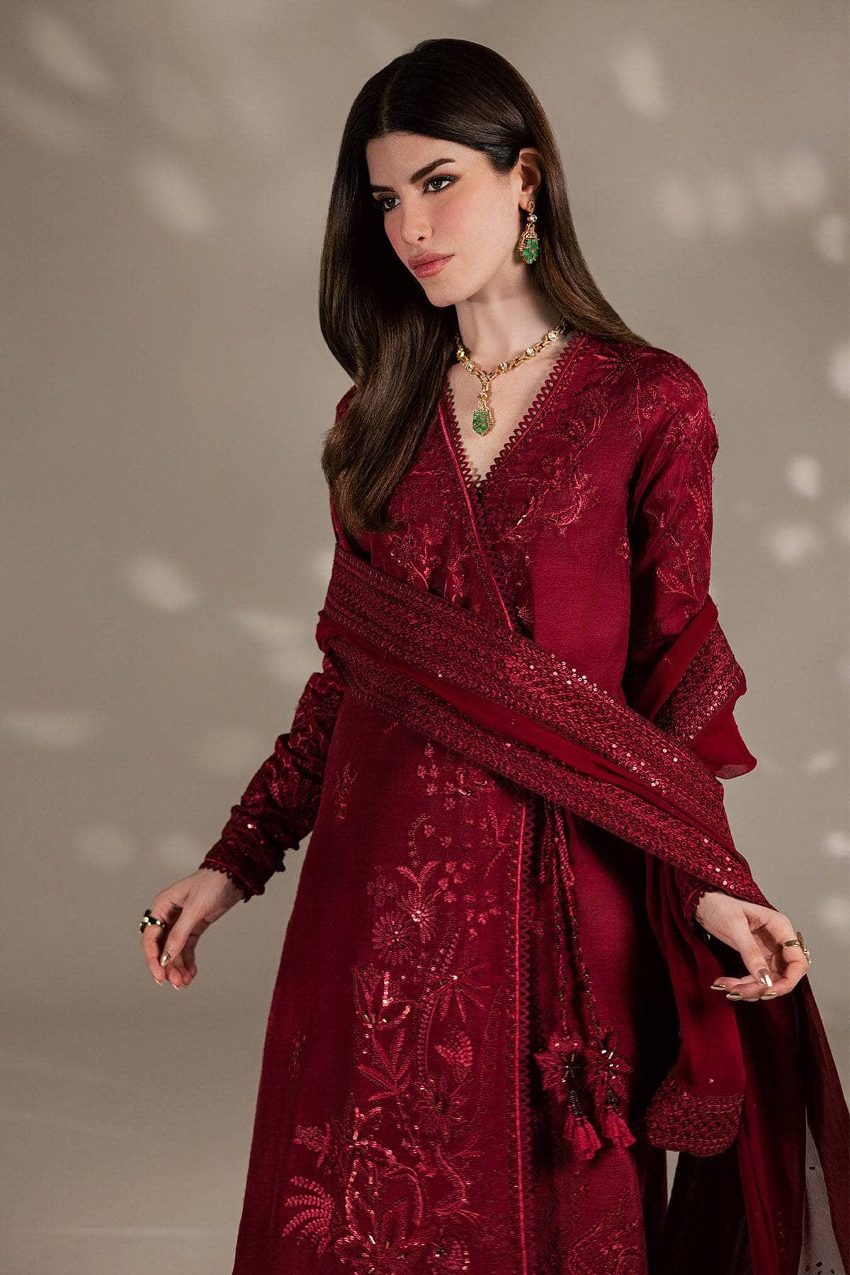 Nureh Silk 26/Premium Silk/Hand Embellished/S-32