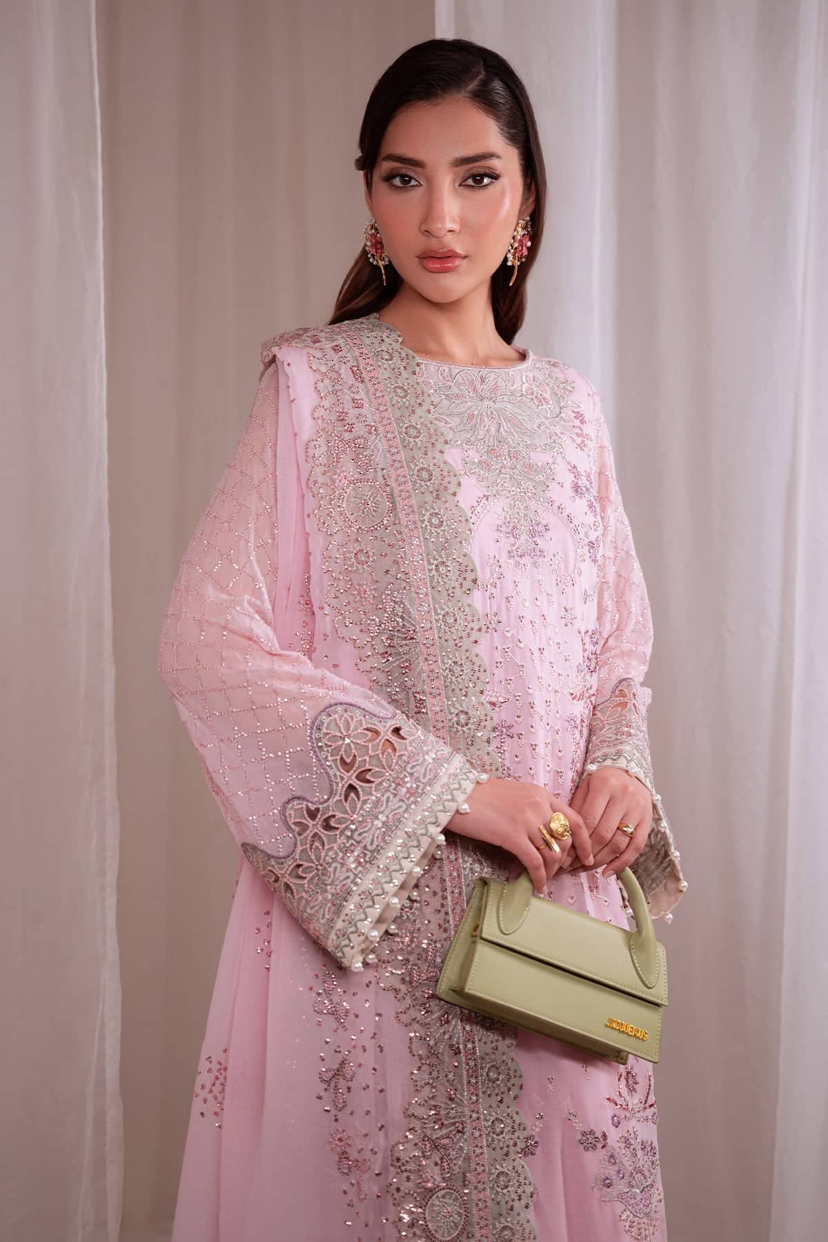 img_nureh_omara_awwal_boutique