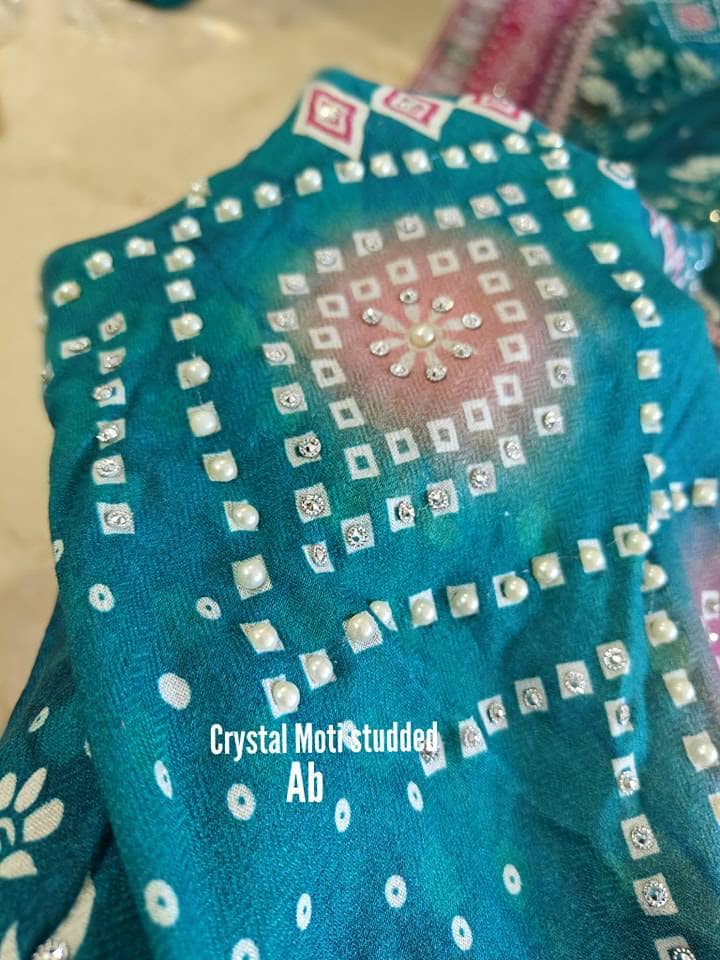 img_nureh_maya_linen_awwal_boutique