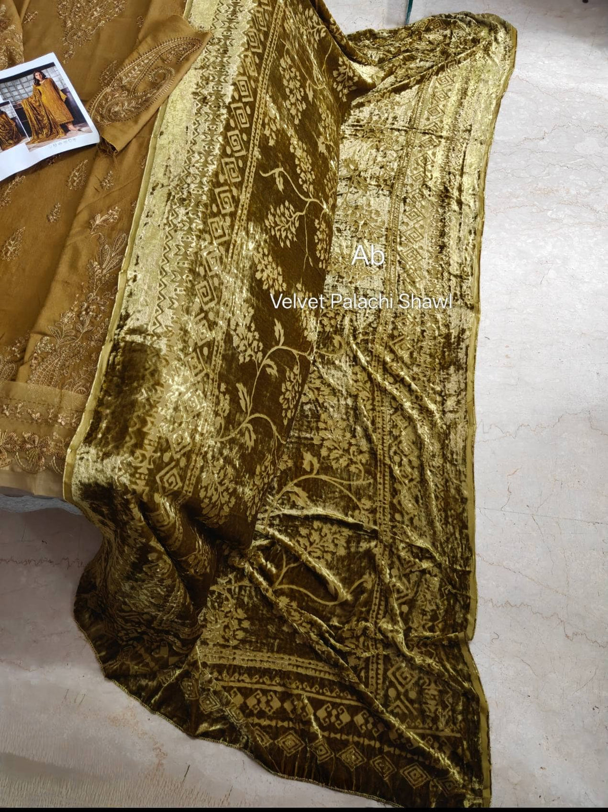 Open Pics\Nureh Exclusive 26/Warm Leather Peach/ Velvet Palachi Shawl/NE-283