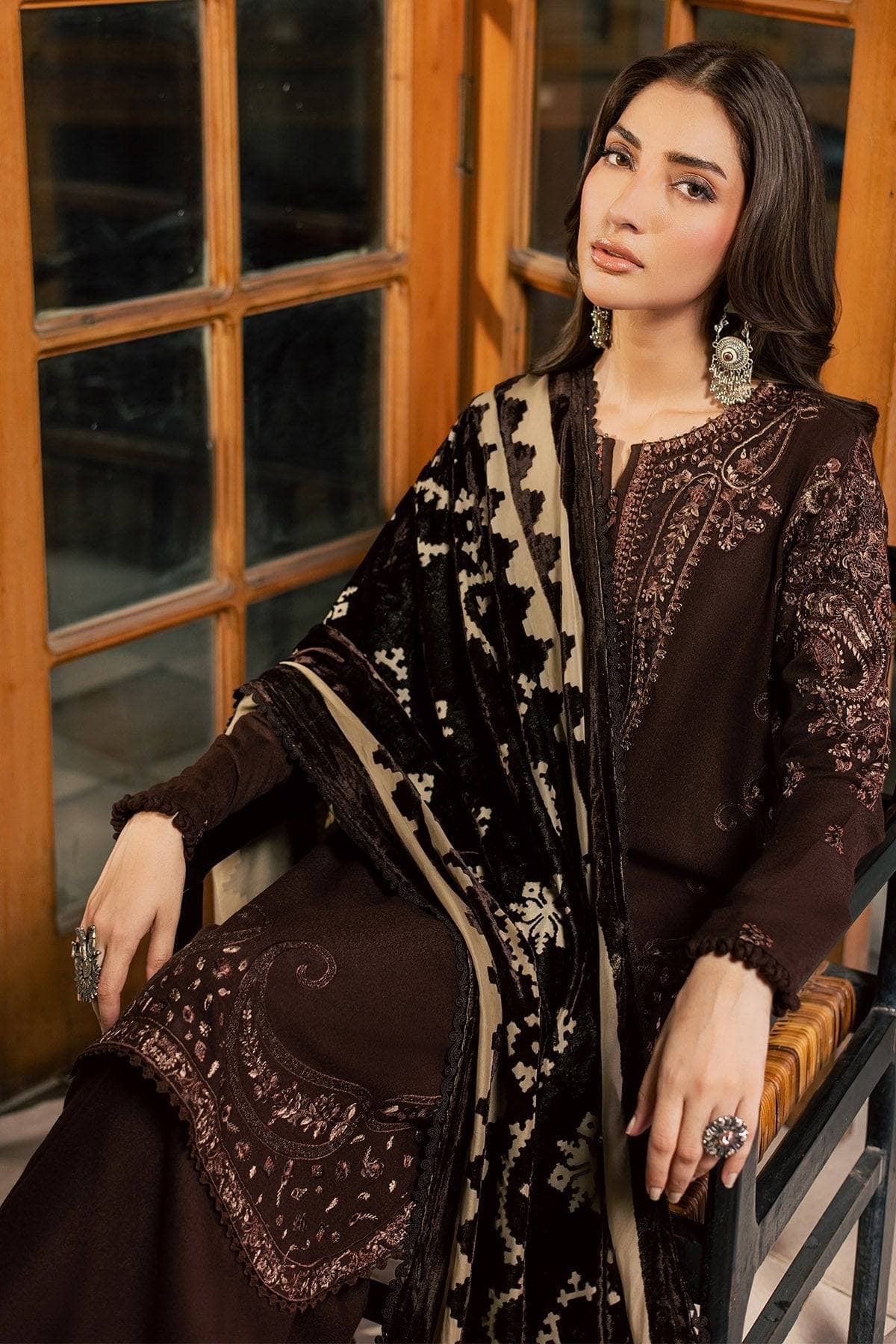 Nureh Exclusive 26/Warm Leather Peach/ Velvet Palachi Shawl/NE 285
