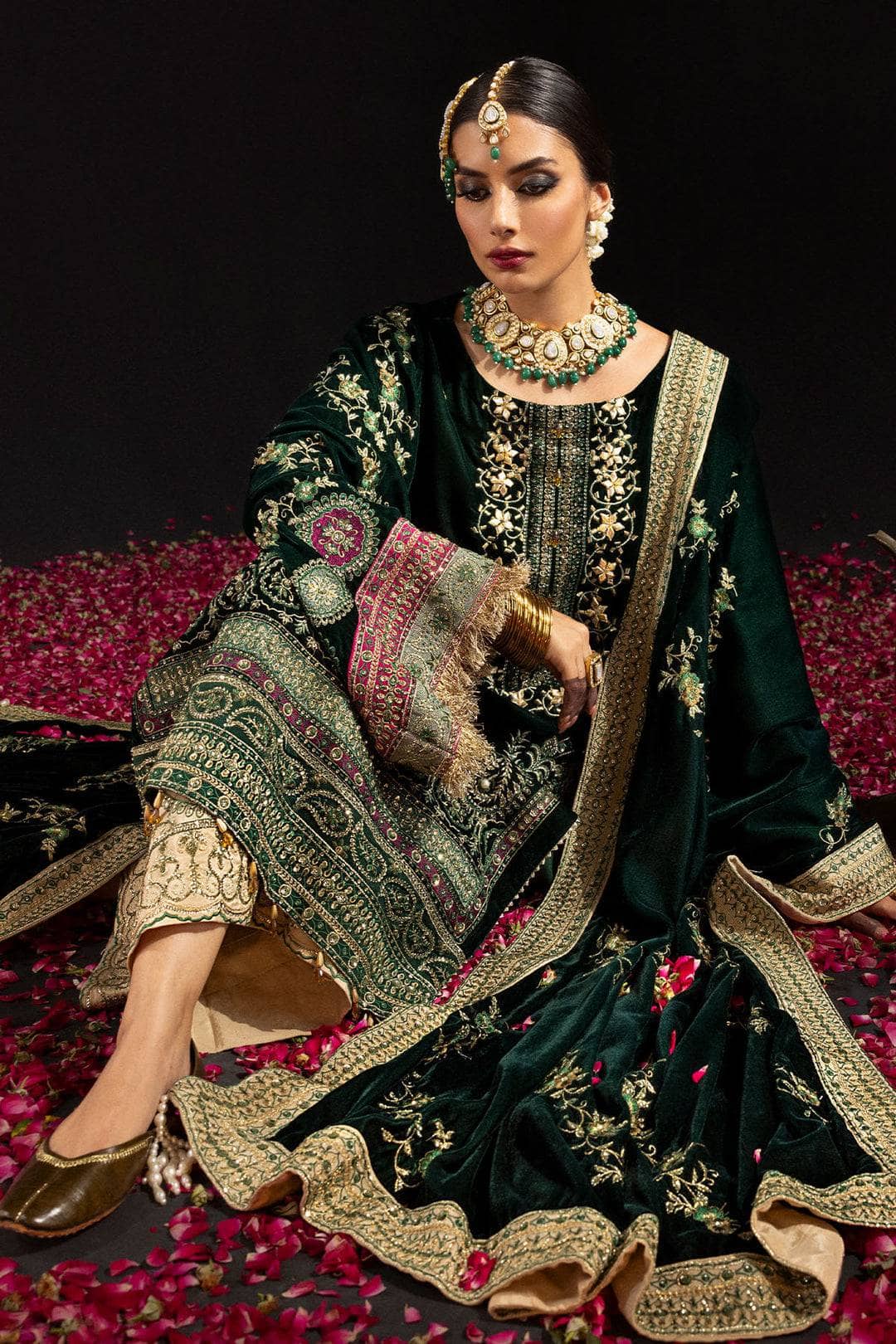 img_nureh_velvet_awwal_boutique