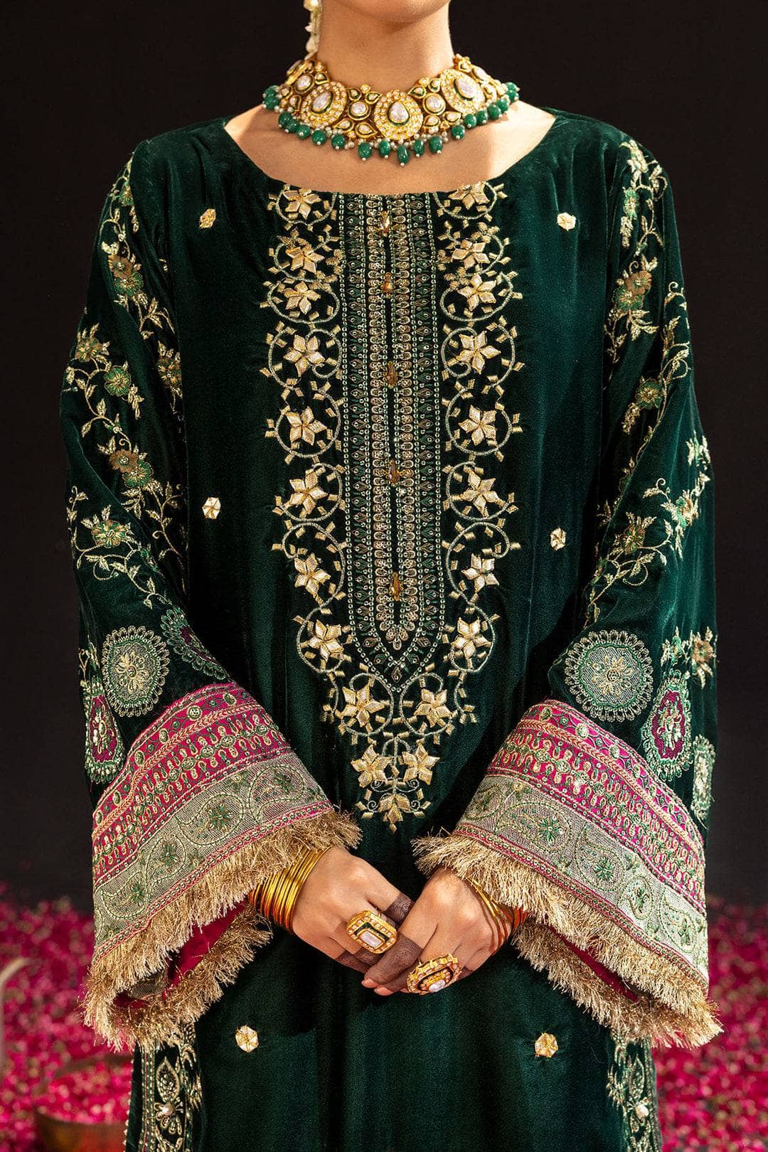 img_nureh_velvet_awwal_boutique
