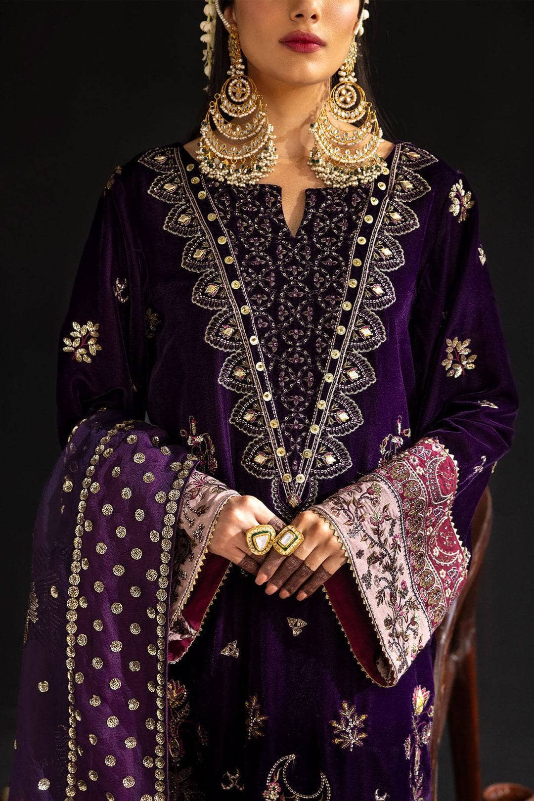 img_nureh_velvet_awwal_boutique