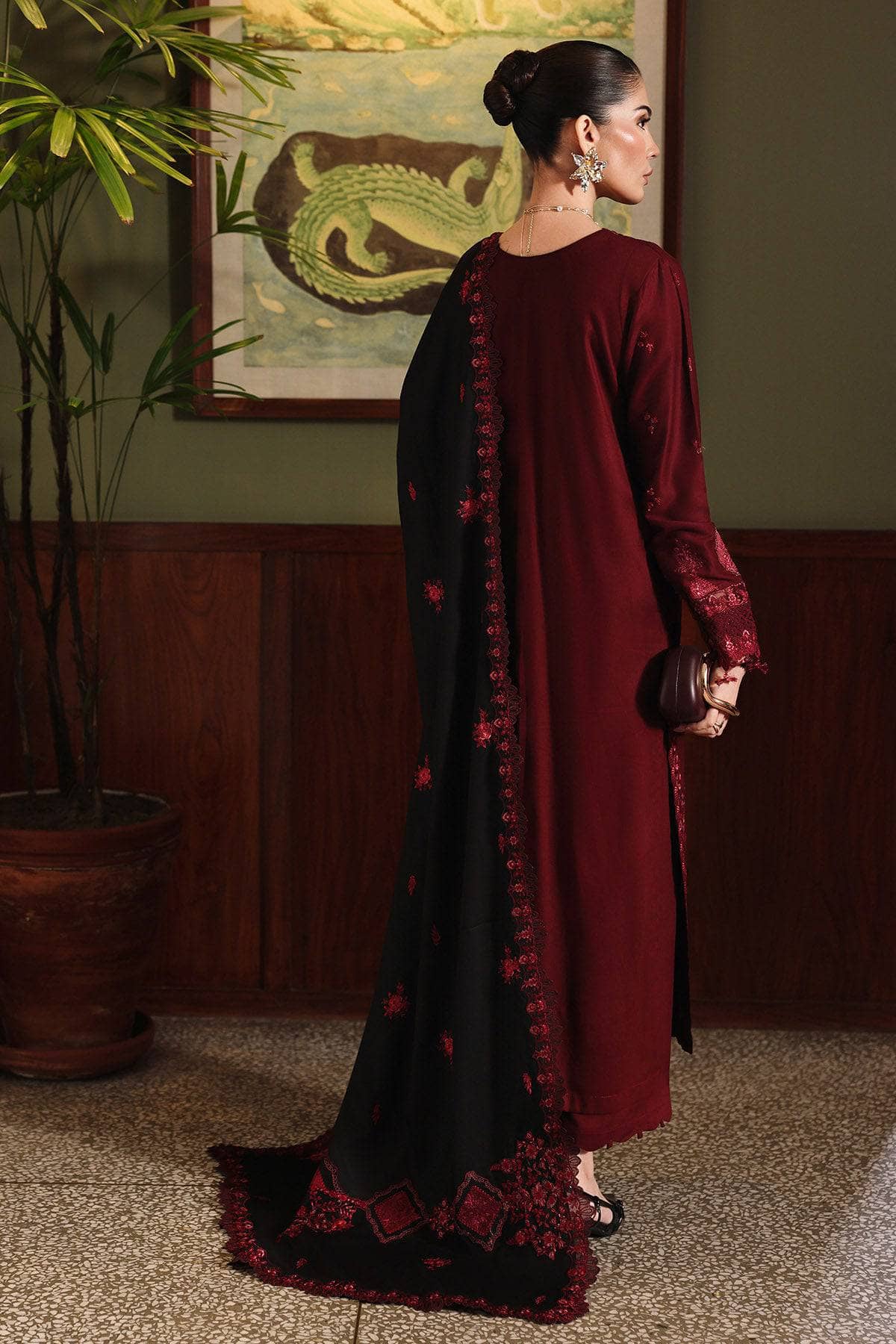 Nureh Marina Exclusive Winter/NE 280/Embroideried Woolen Shawl