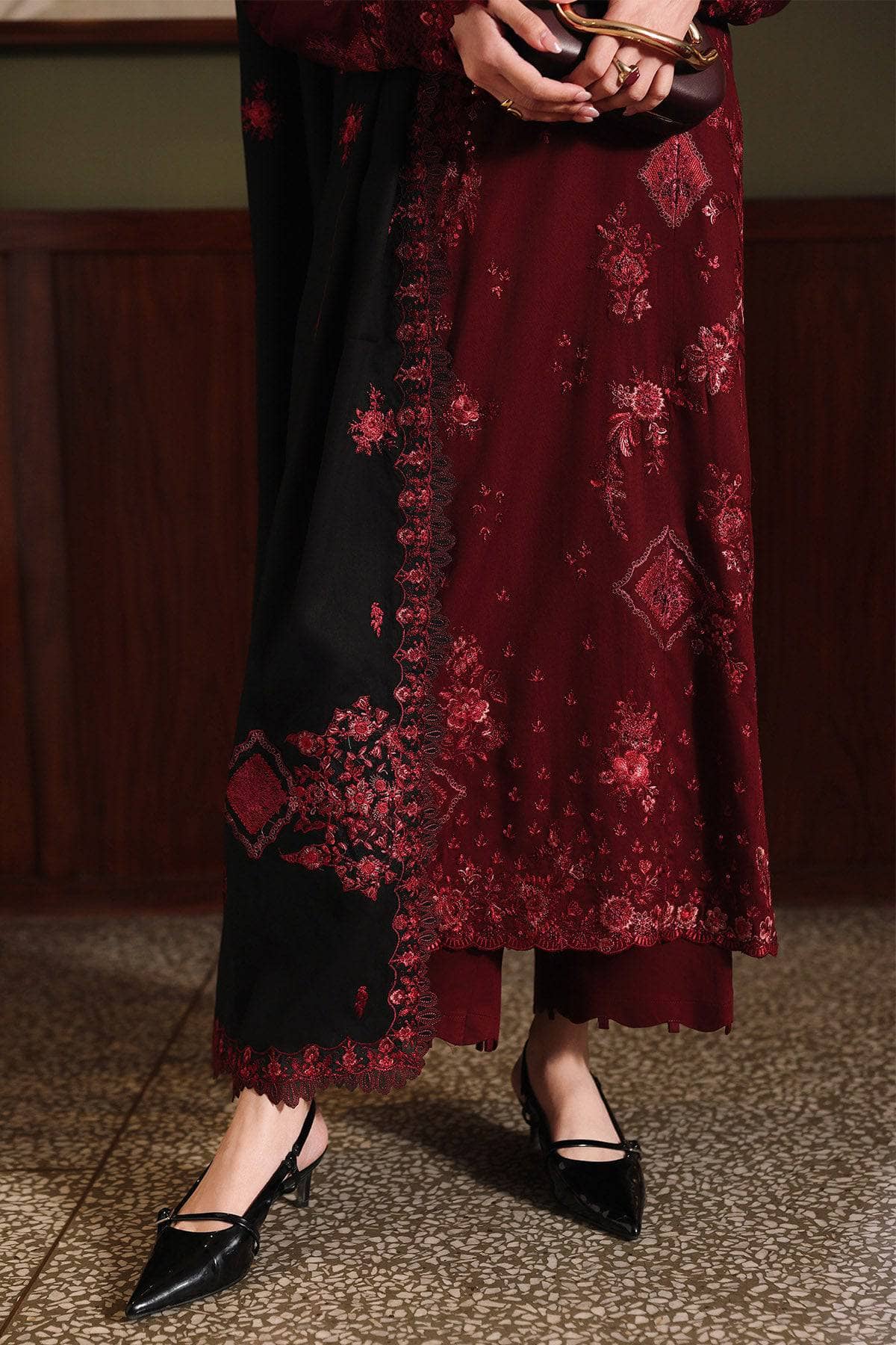 Nureh Marina Exclusive Winter/NE 280/Embroideried Woolen Shawl