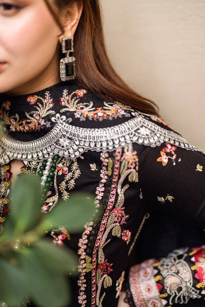 img_qalamkar_luxury_sahil_lawn_23_awwal_boutique