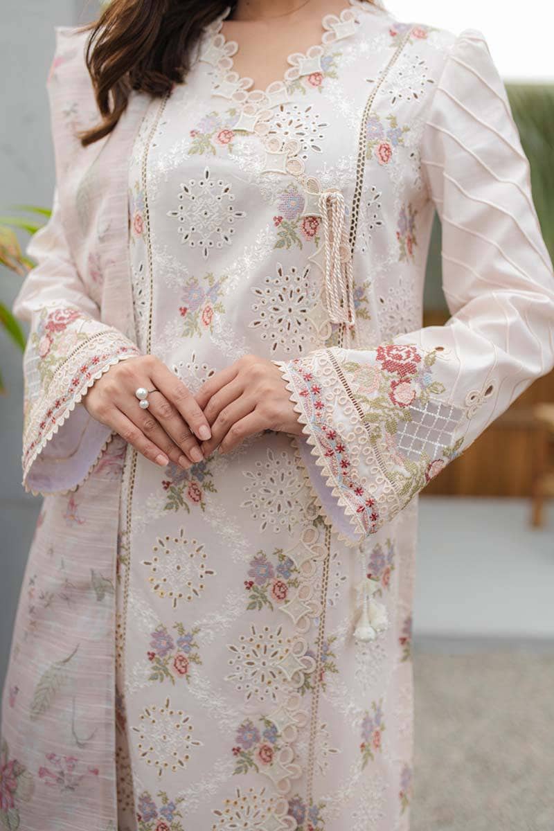img_qalamkar_q_line_24_awwal_boutique