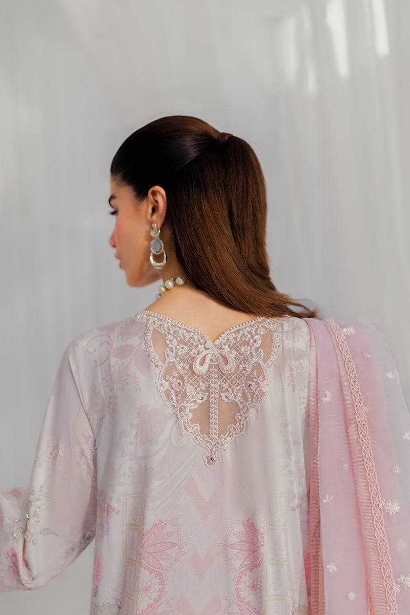 img_qalamkar_luxe_silk_awwal_boutique