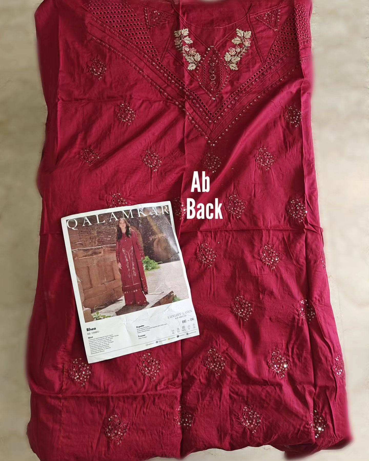 img_qalamkar_luxury_lawn_23_awwal_boutique