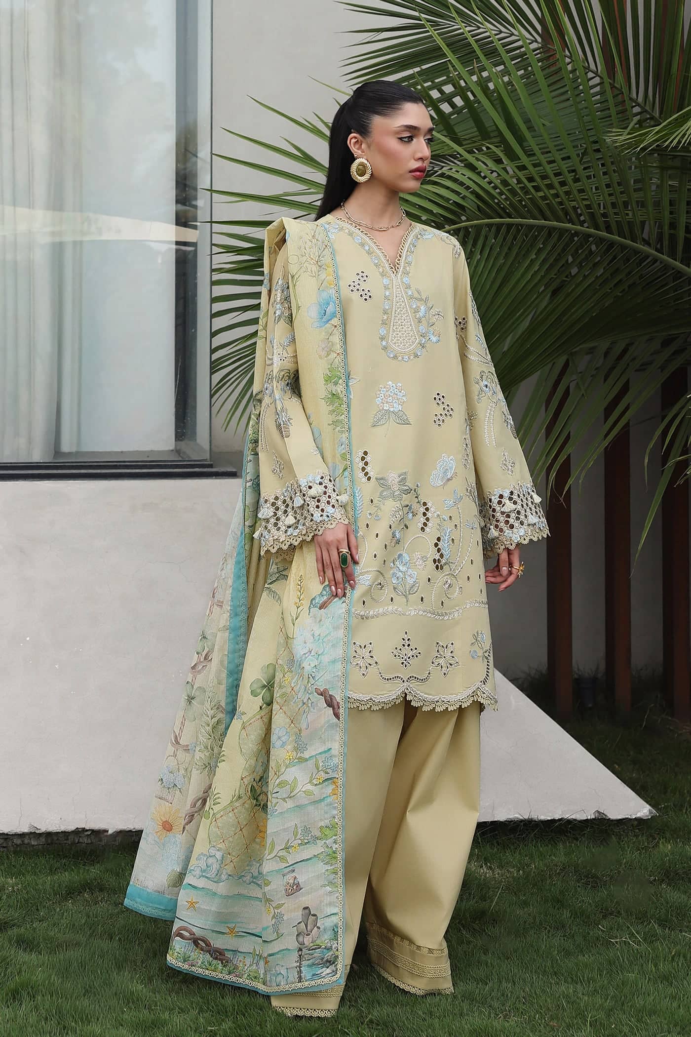 img_qalamar_q_line_awwal_boutique