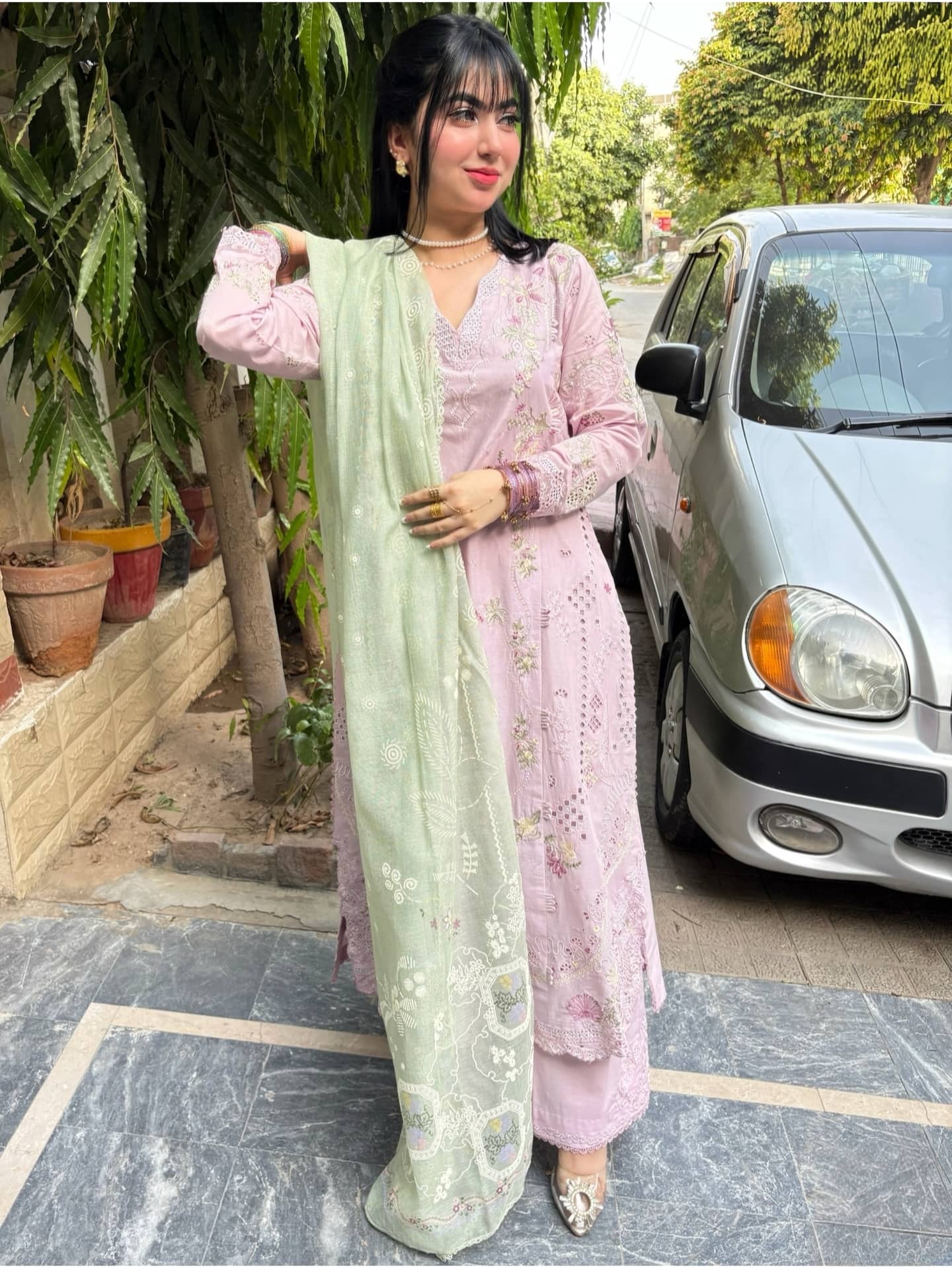 img_spotted_in_qalamkar_q_line_awwal_boutique