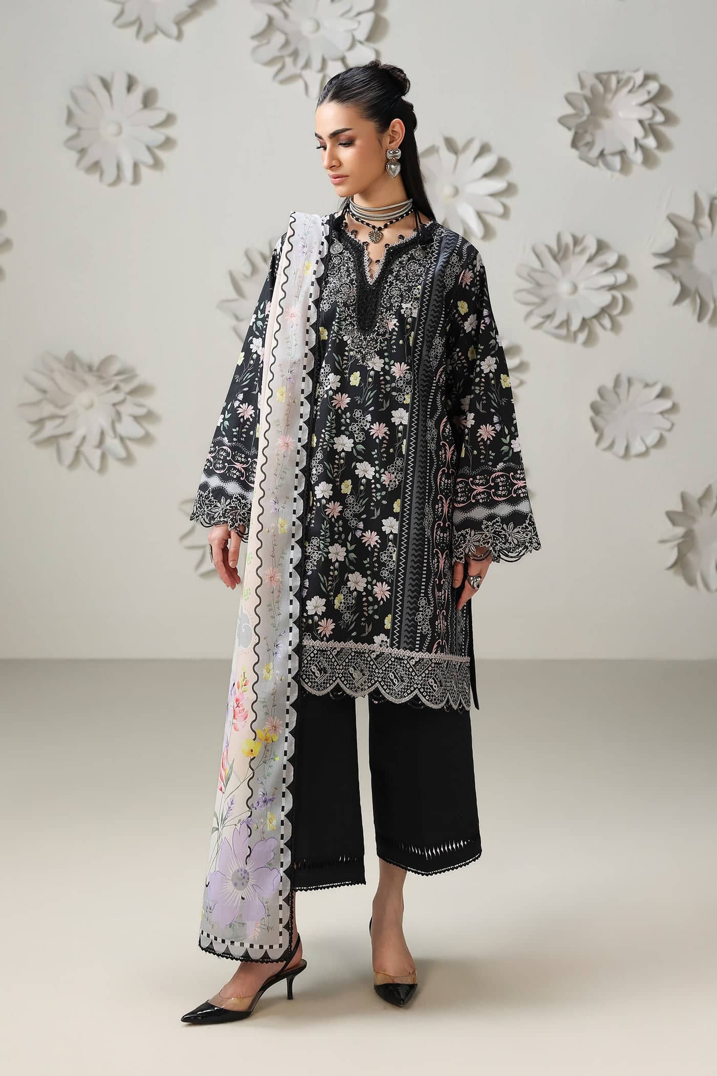 img_qalamkar_q_print_awwal_boutique