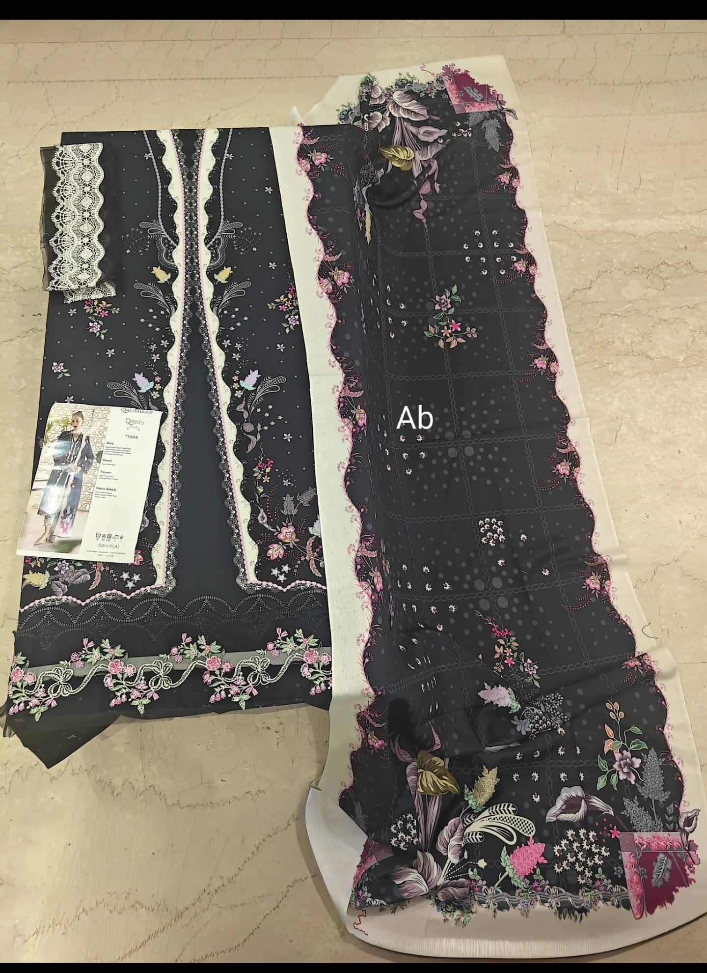 Qalamkar Q Print open pics Open Pic/Qalamkar Q Print Fall 25/25/QW-01 (A) TYANA