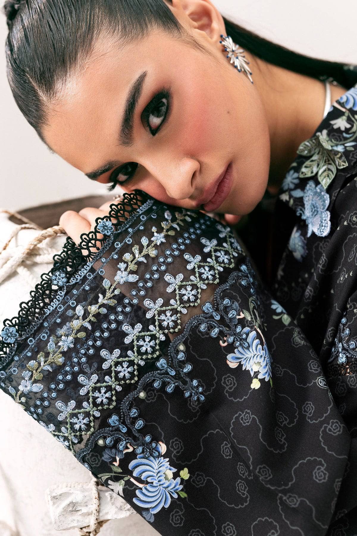 Qalamkar Q Print Winter 26/QPW-05 (A) Luna