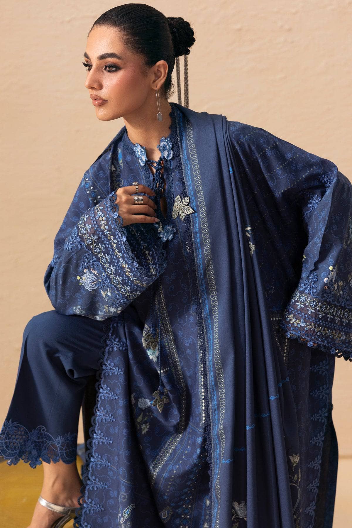 img_qalamkar_q_print_awwal_boutique