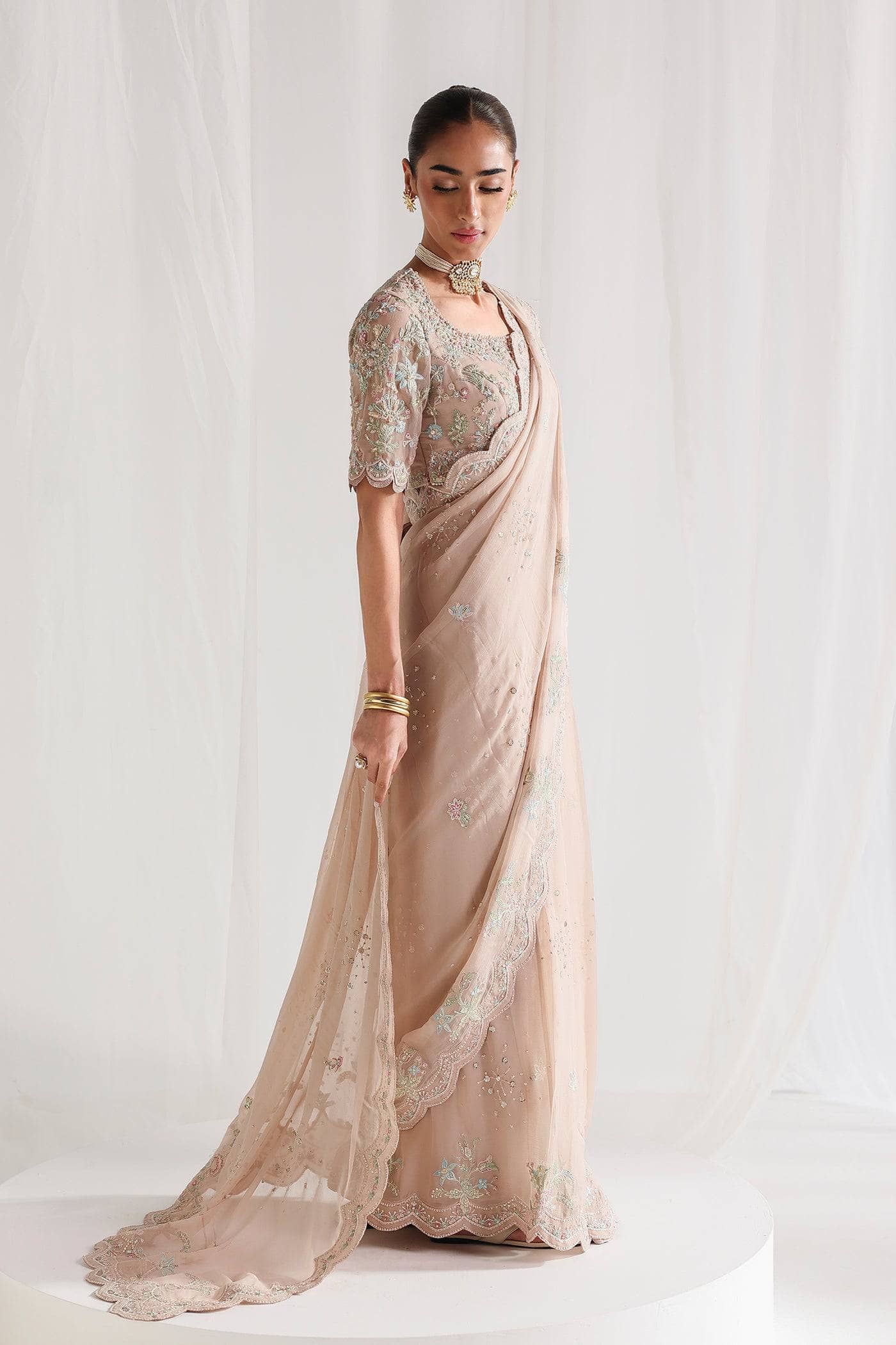 img_qalamkar_luxury_festive_formals_awwal_boutique