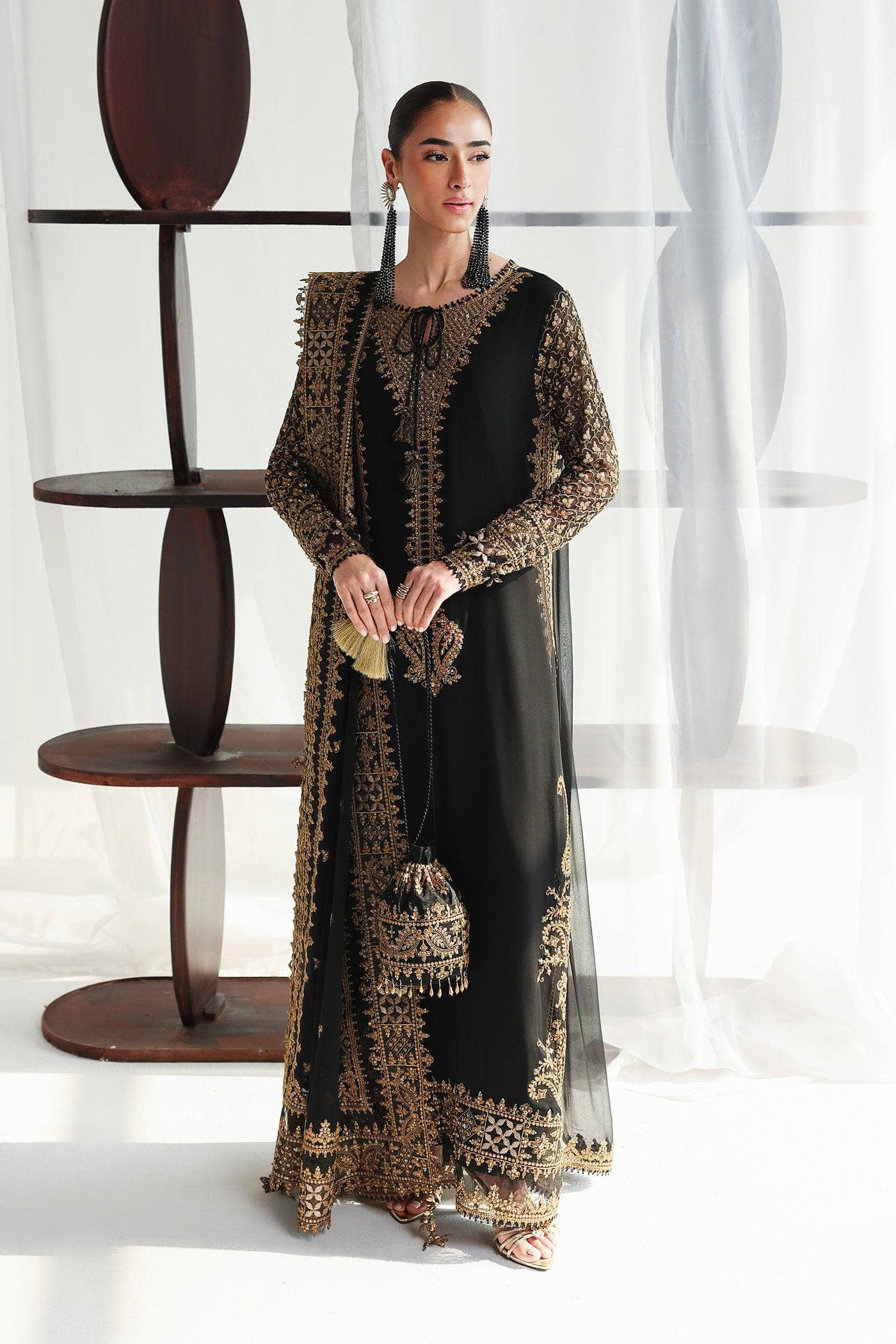 img_qalamkar_luxury_festive_formals_awwal_boutique