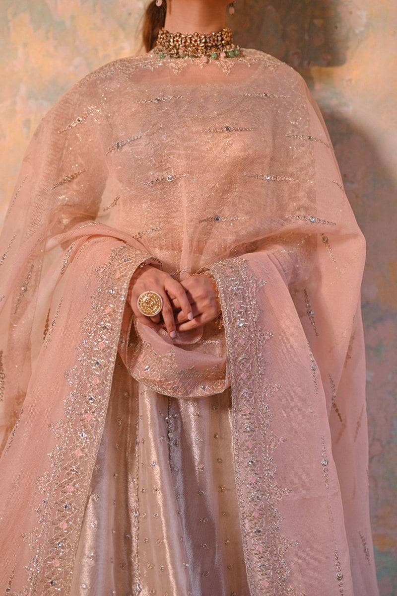 img_qalamkar_sahiba_luxury_festive_awwal_boutique