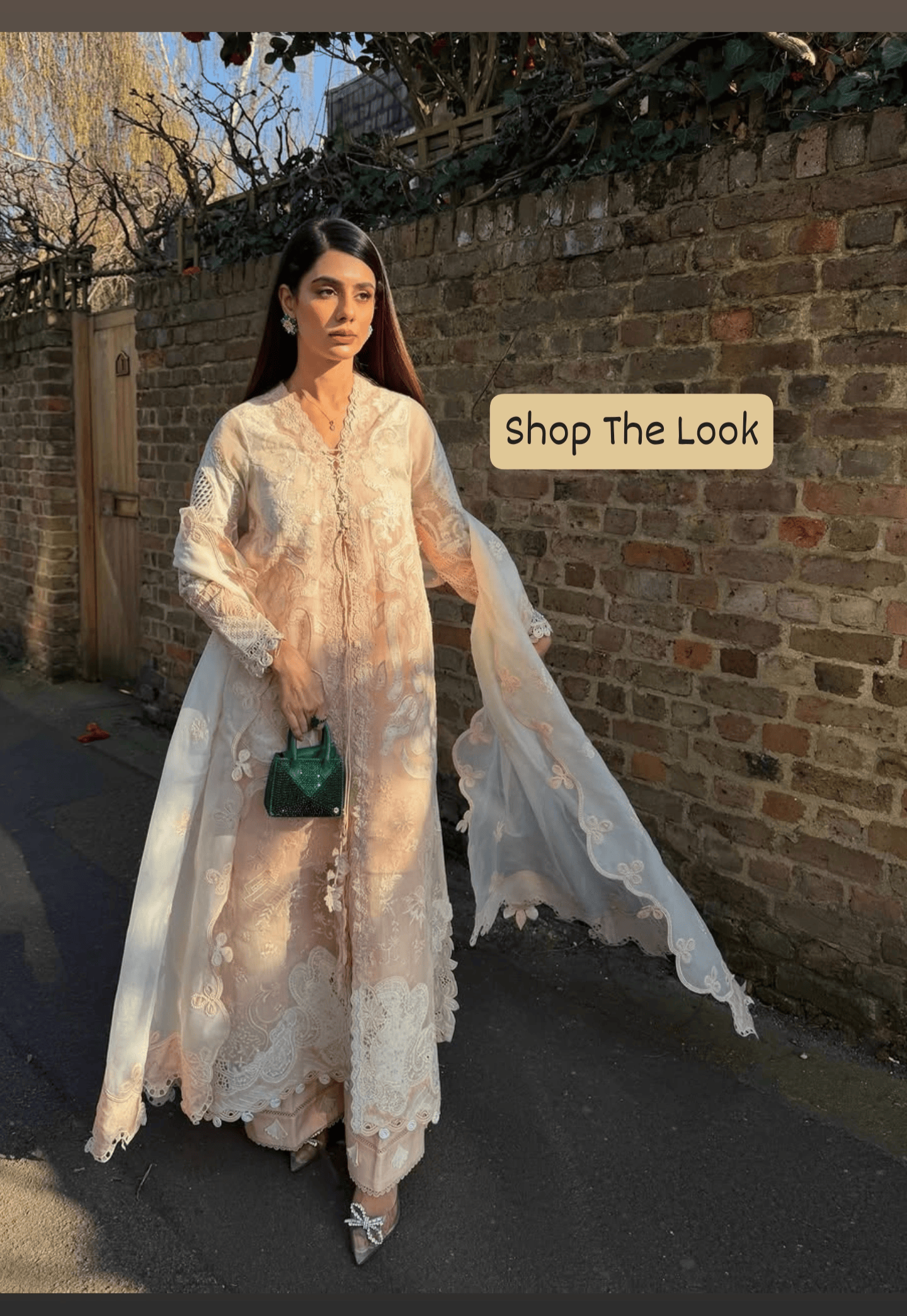 Spotted in Qalamkar Sahil Luxury Lawn 26/SA-06 MAHUR