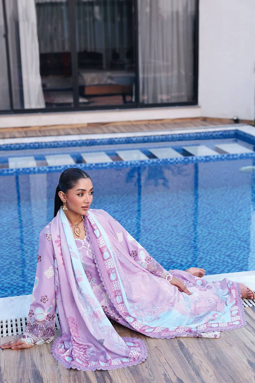 Ramsha Andaz Lawn 26/Z1407/Silk Dupatta