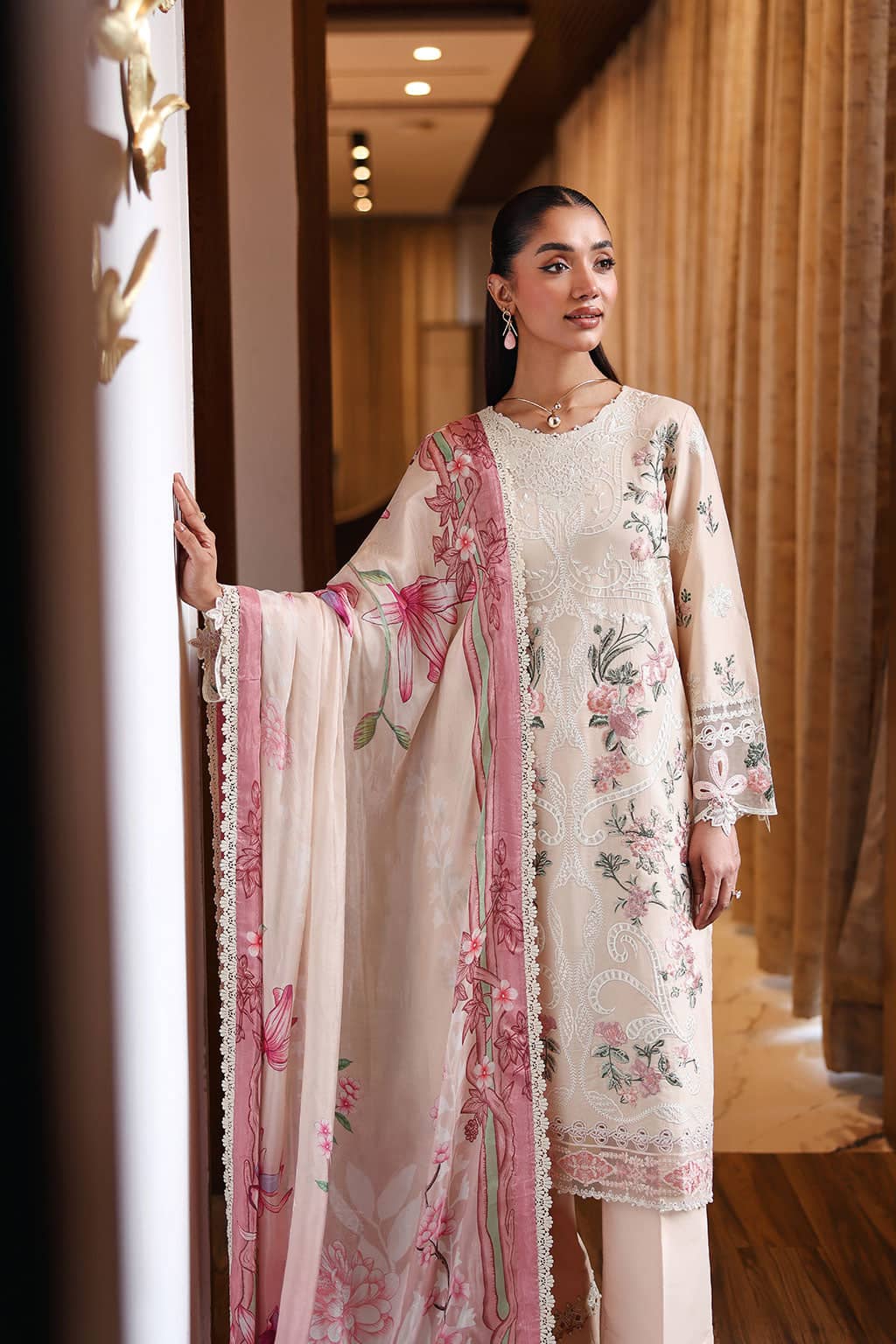 Ramsha Andaz Lawn 26/Z1409/Silk Dupatta